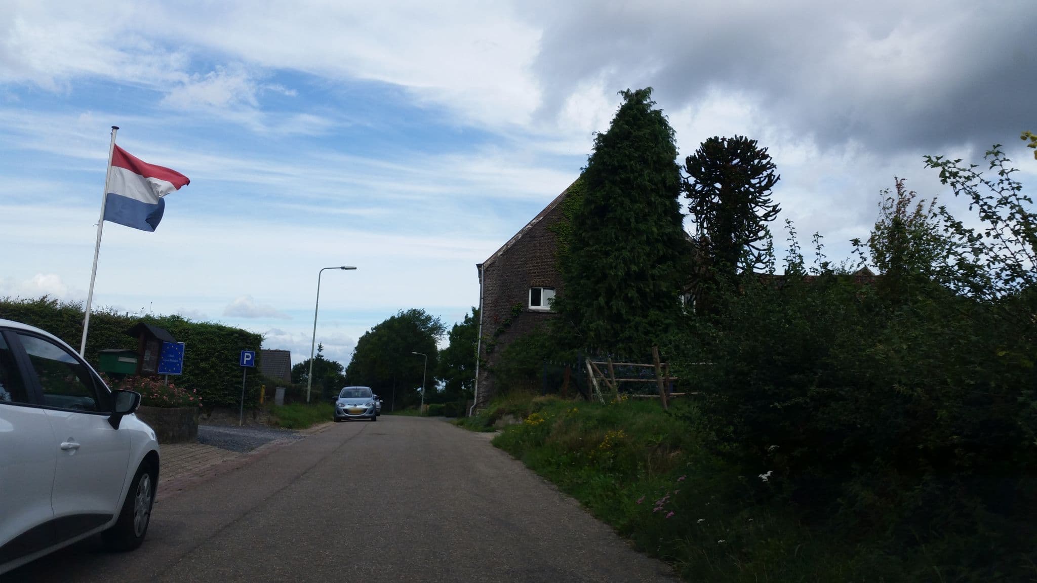Street view near Hotel Groot Welsden, Margraten — © it_s_so_funny (CC BY-SA · Mapillary)