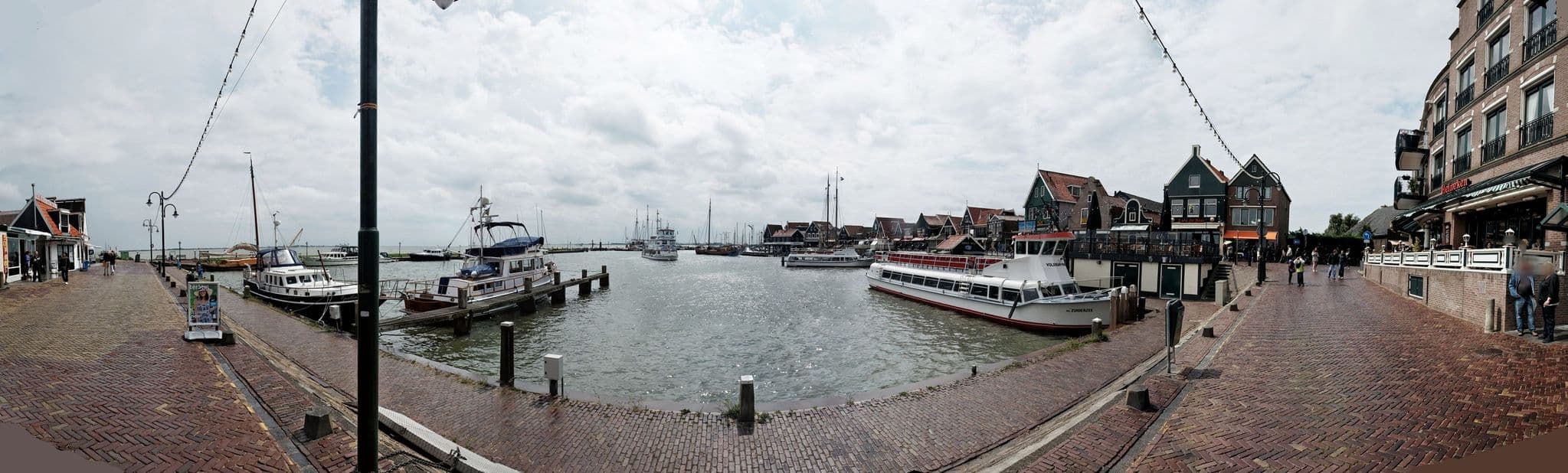 Street view near Thirty5, Volendam — © txllxt (CC BY-SA · Mapillary)