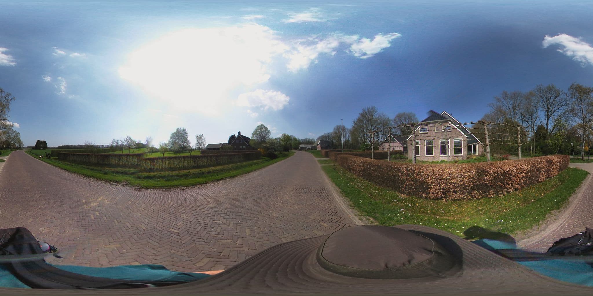 Street view near Het Nienhoes, Assen — © ligfietser (CC BY-SA · Mapillary)