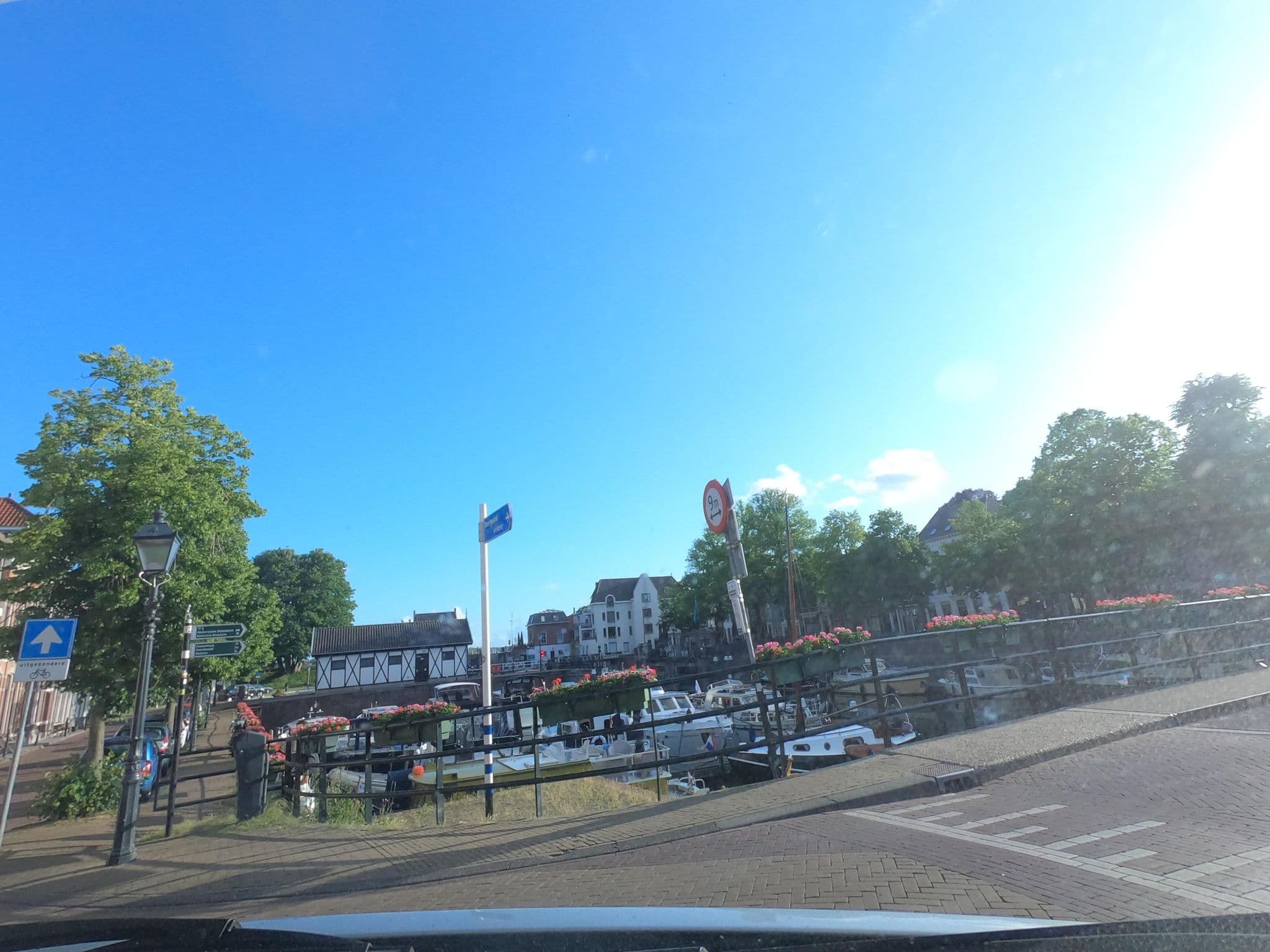 Street view near Le Bon 'Apart, Gorinchem — © canadarunner (CC BY-SA · Mapillary)