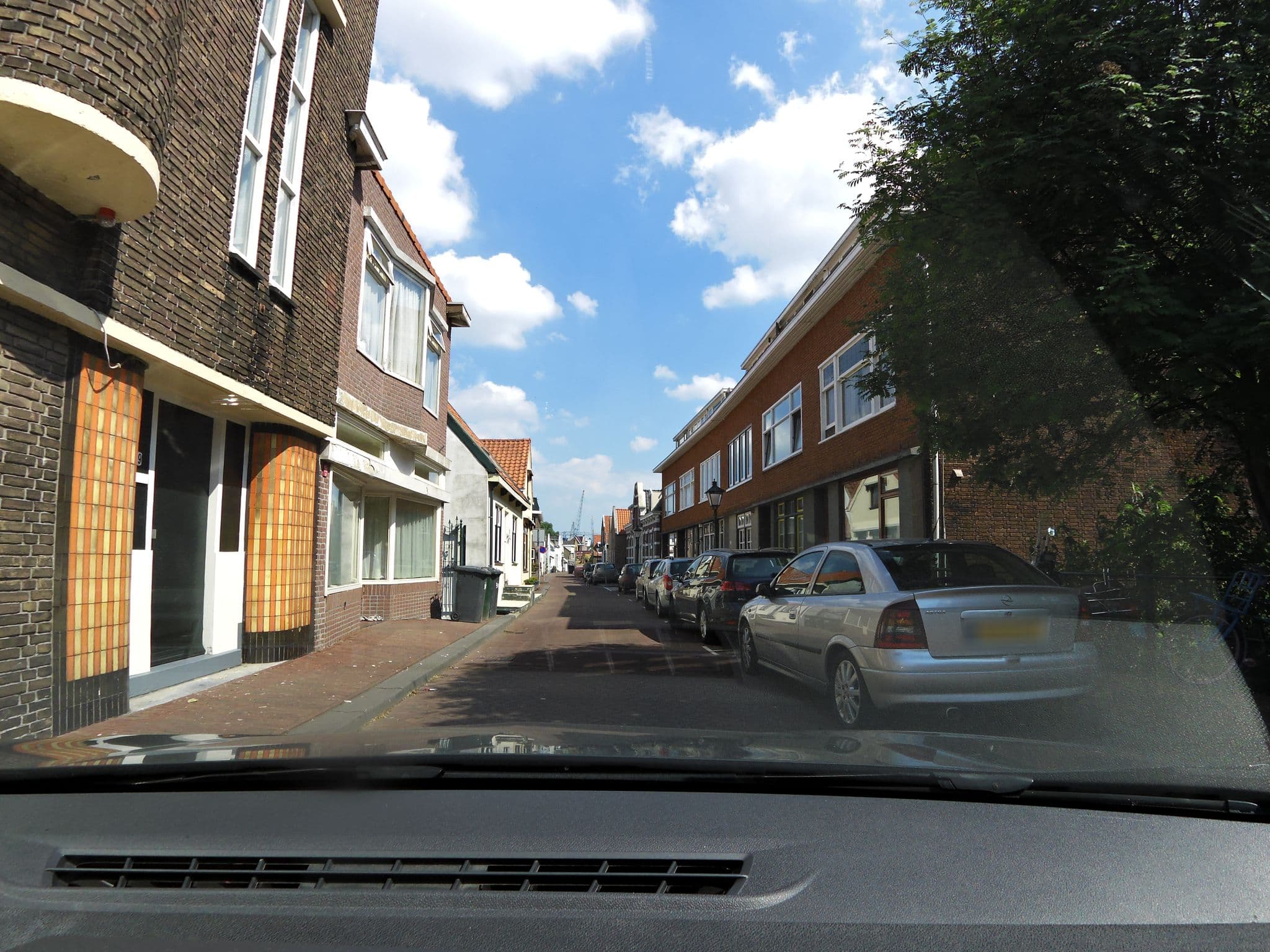 Street view near Crazy Corner, Pernis — © sander_h (CC BY-SA · Mapillary)