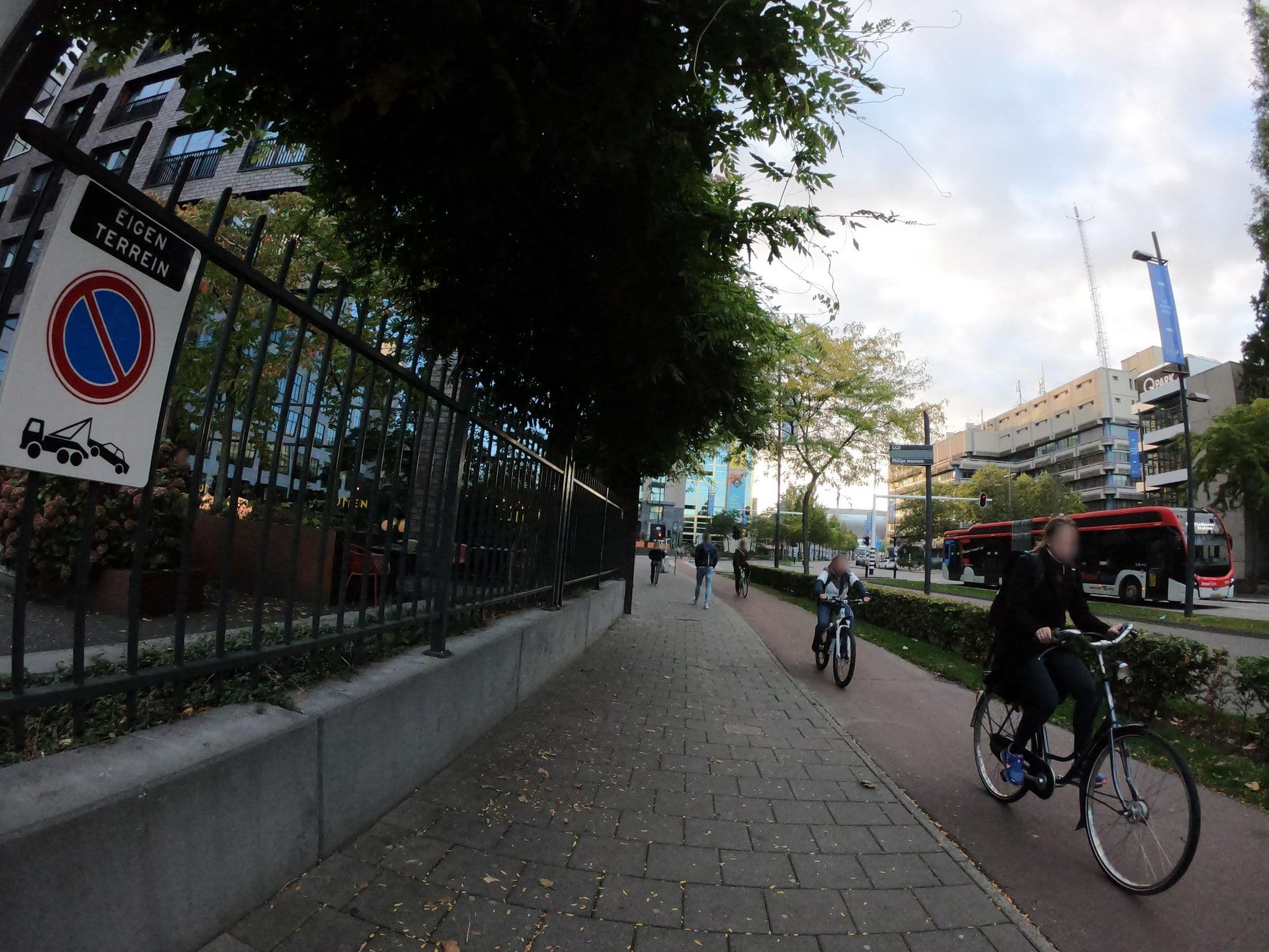Street view near WestCord Hotel Eindhoven, Eindhoven — © richlv (CC BY-SA · Mapillary)