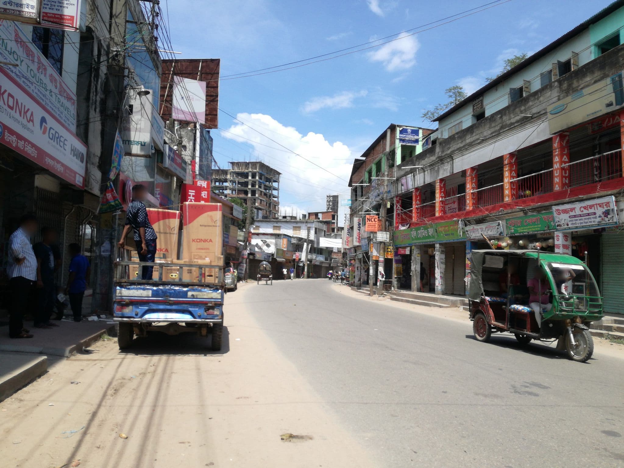 Street view near Appayn Abasik Hotel, Hotel, Tangail — © rajib_ (CC BY-SA · Mapillary)