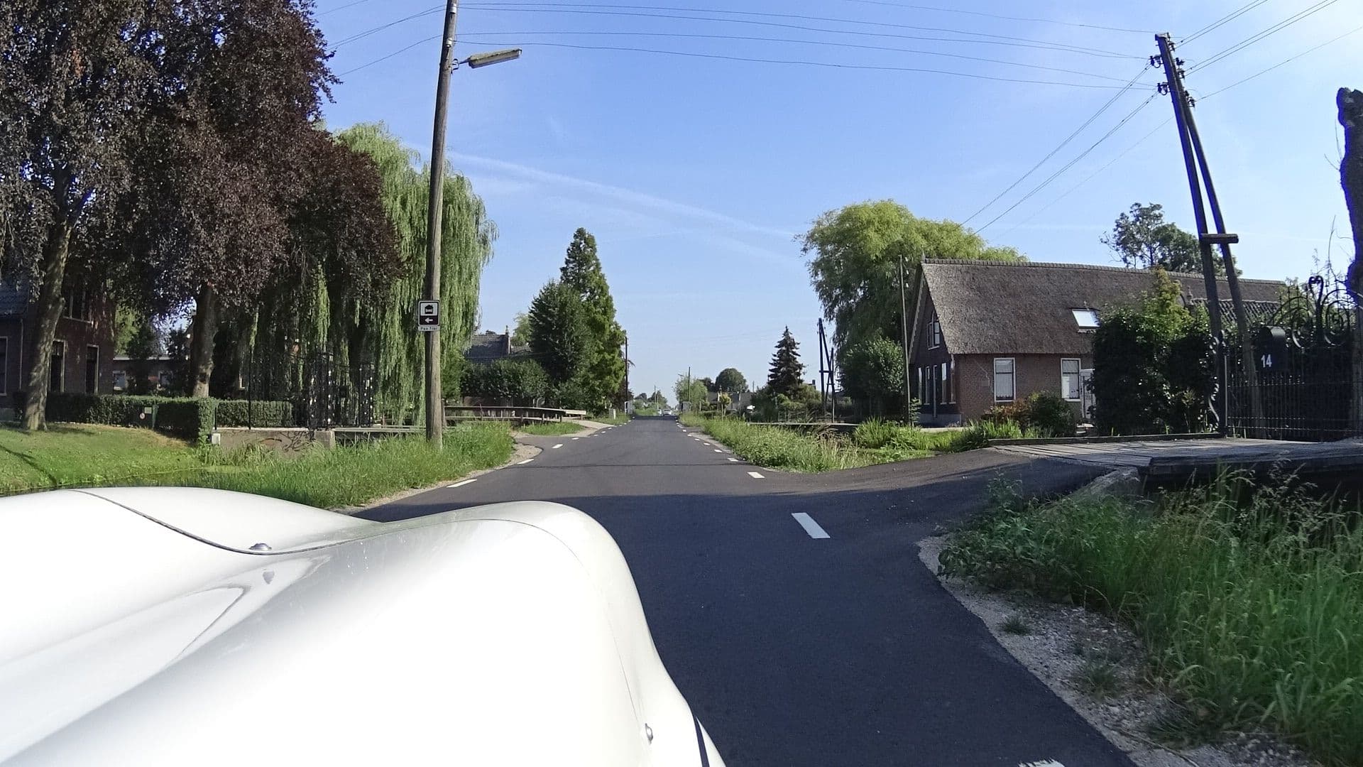 Street view near Bed & Breakfast Pax Tibi, Vondelwijk — © fietsersbond (CC BY-SA · Mapillary)