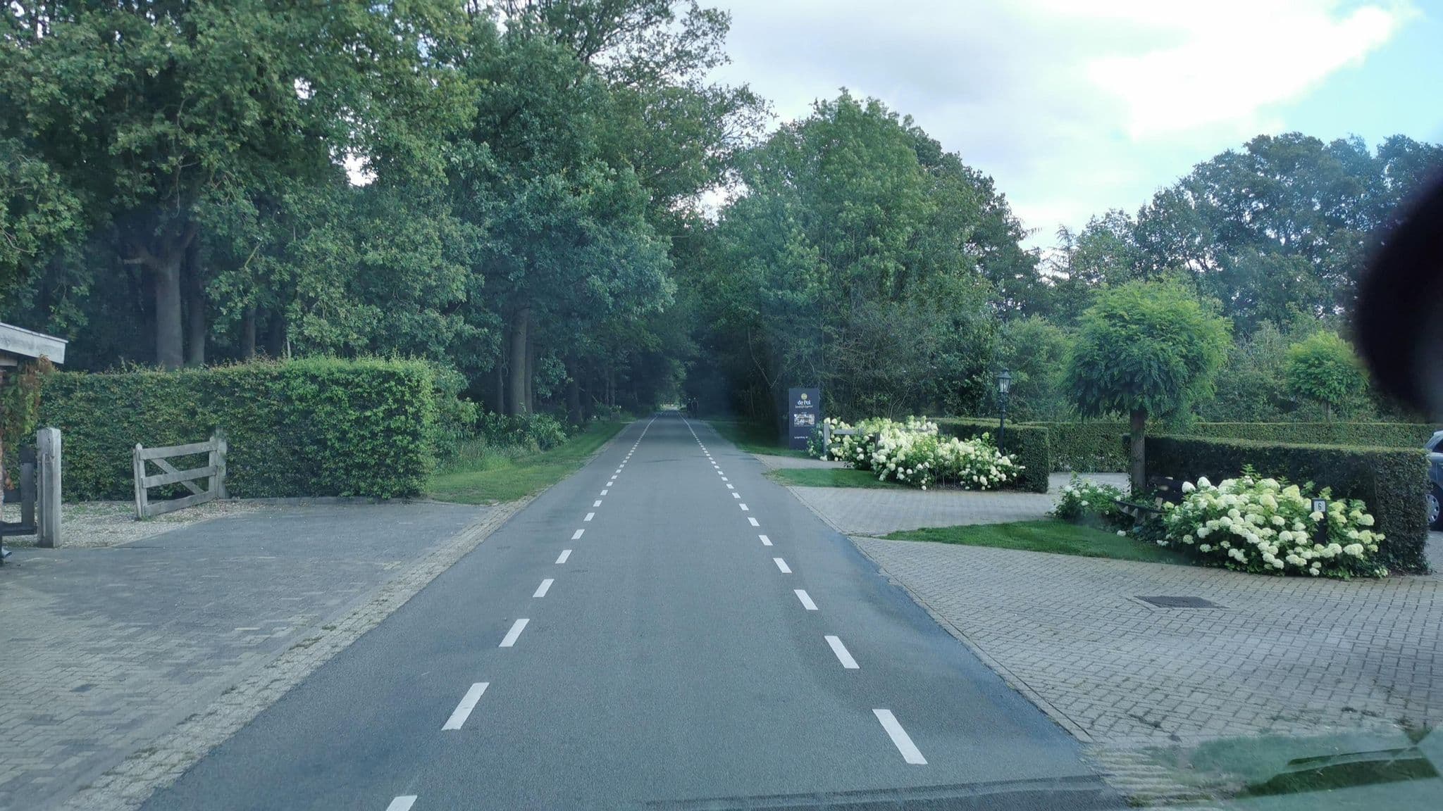 Street view near De Pol, Haaksbergen — © jonrellim (CC BY-SA · Mapillary)