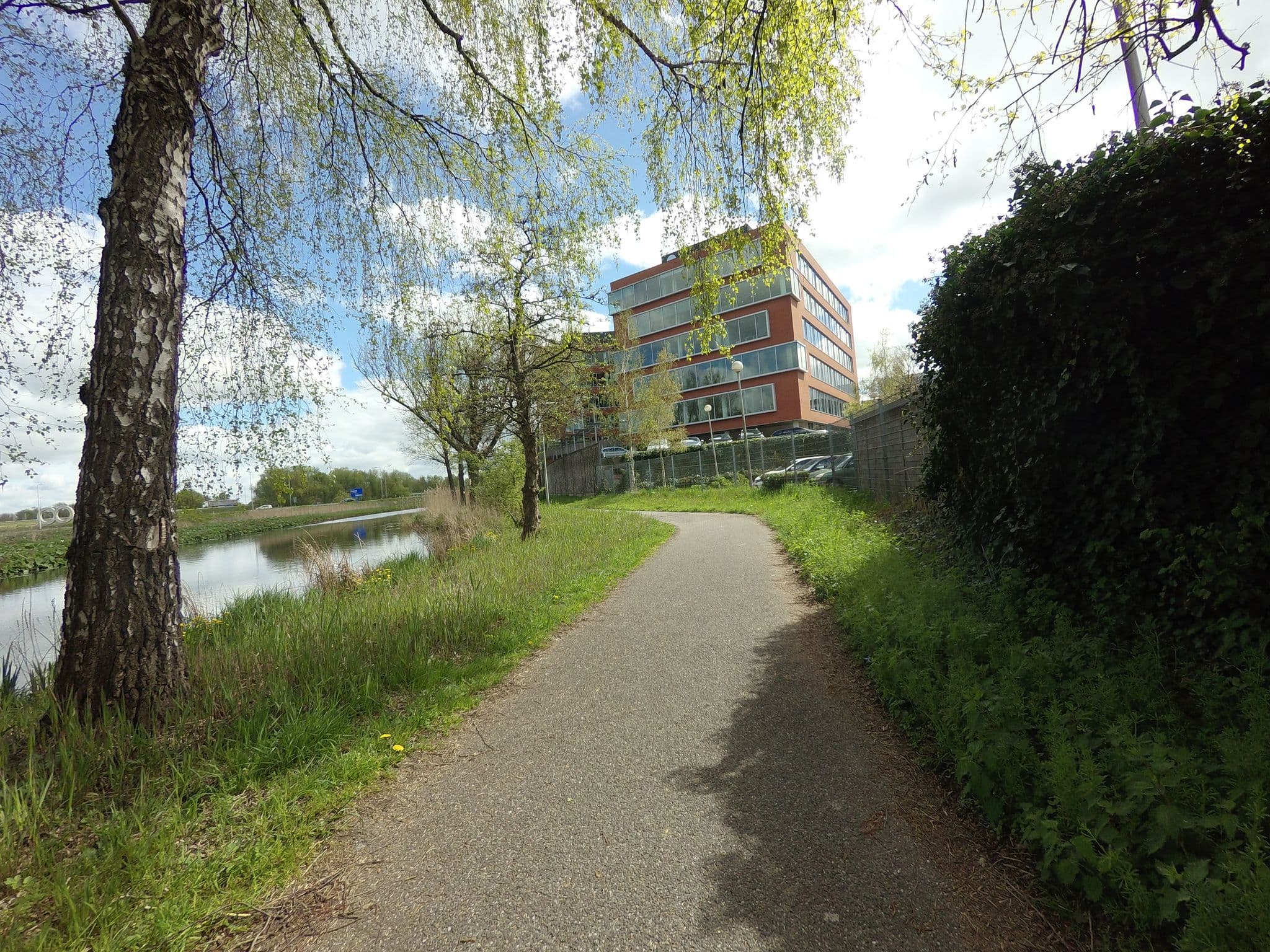 Street view near Campanile Hotel Gouda, Bloemendaal — © ankeric (CC BY-SA · Mapillary)