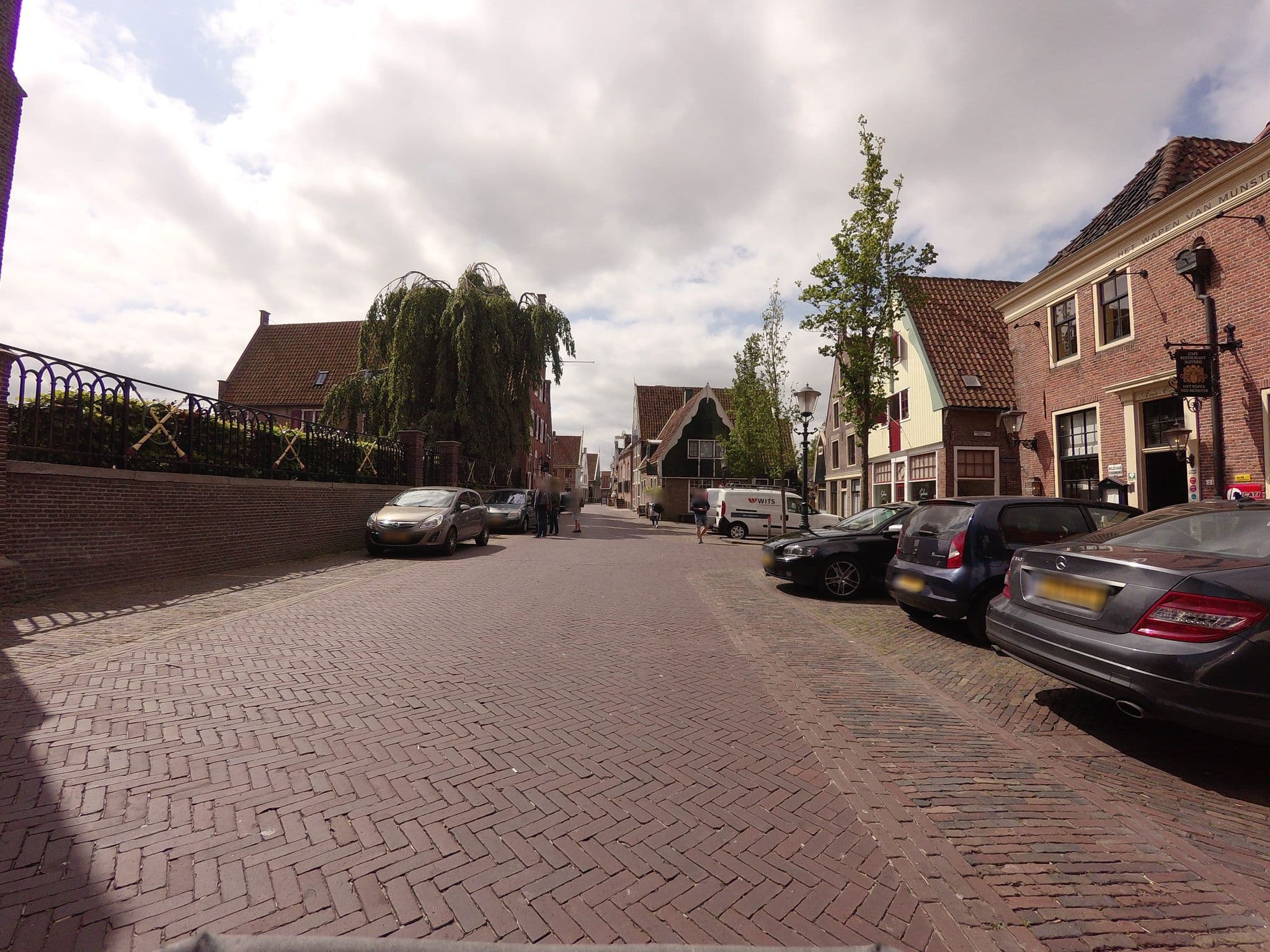 Street view near B&B Het Pakhuys, De Rijp — © ankeric (CC BY-SA · Mapillary)