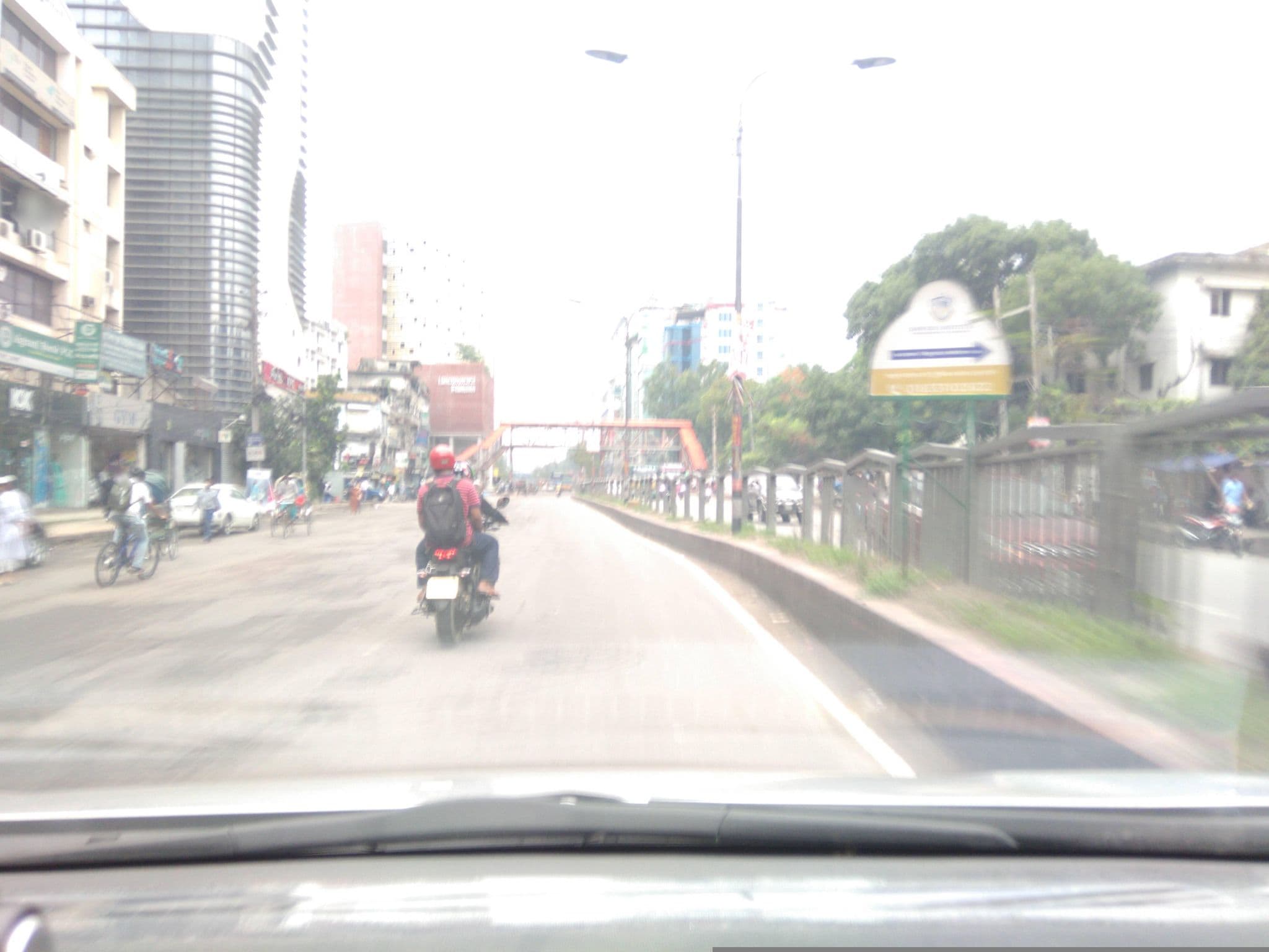 Street view near Nandini, Dhanmondi — © SamsulArafin (CC BY-SA · Mapillary)