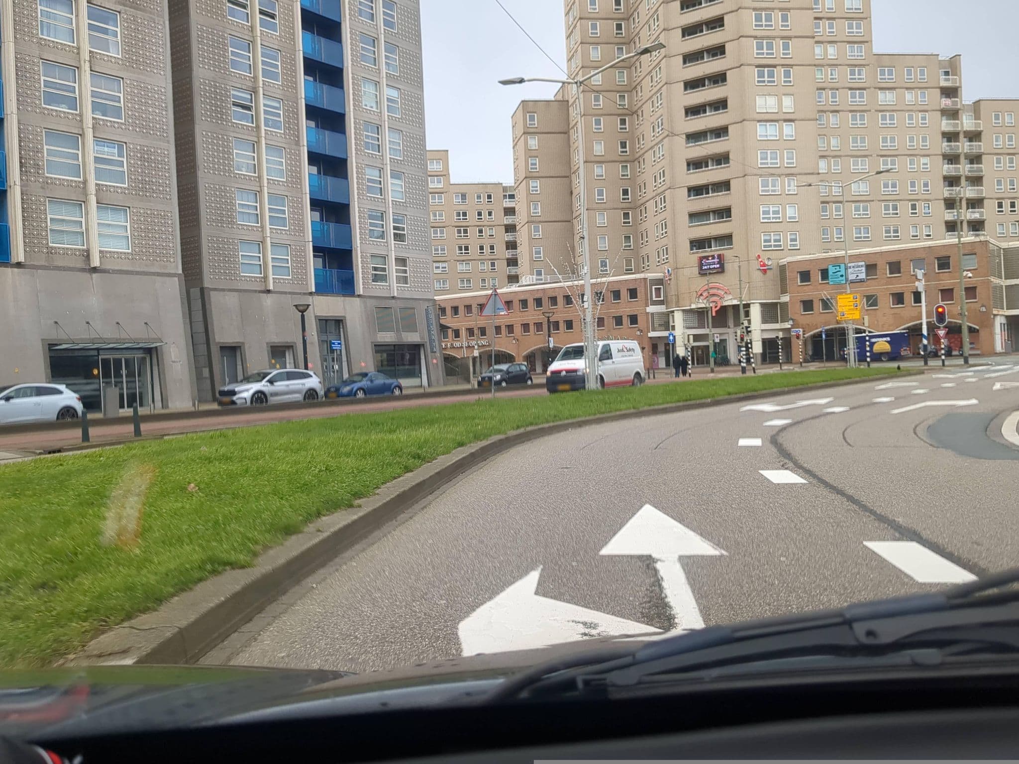 Street view near Ramada, Scheveningen — © TomBadabom (CC BY-SA · Mapillary)
