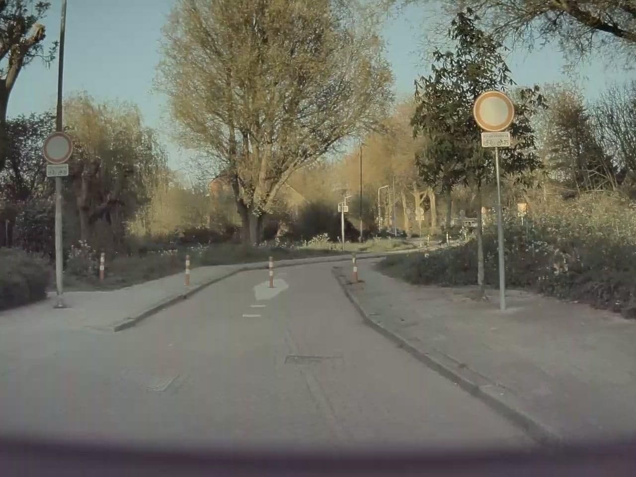 Street view near B&B Eemswolde, Delft — © tumblecow (CC BY-SA · Mapillary)