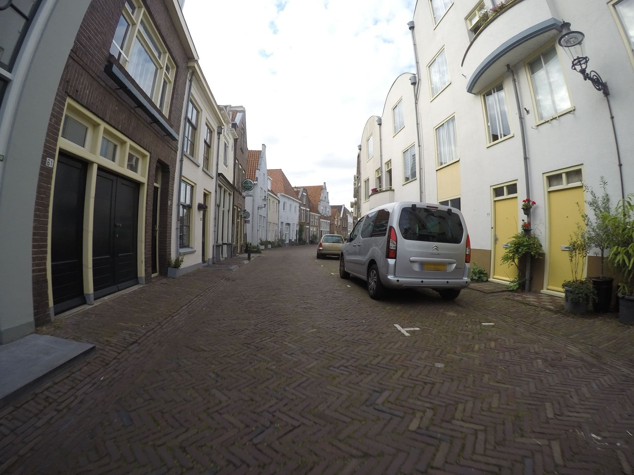 Street view near B&B De Ankerplaats, Deventer — © daanvr (CC BY-SA · Mapillary)