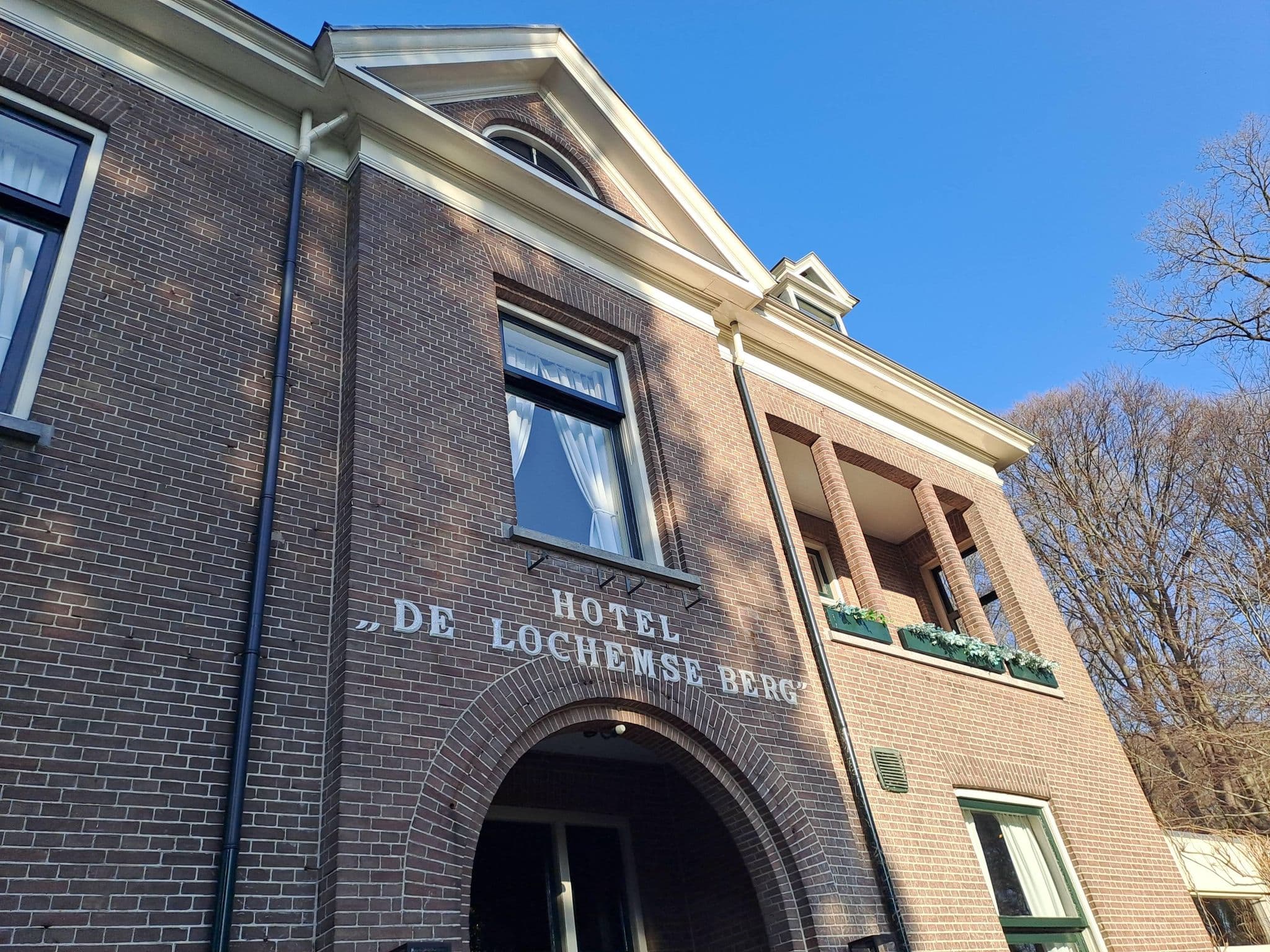 Street view near Hotel De Lochemse Berg, Lochem — © multi_wandel (CC BY-SA · Mapillary)