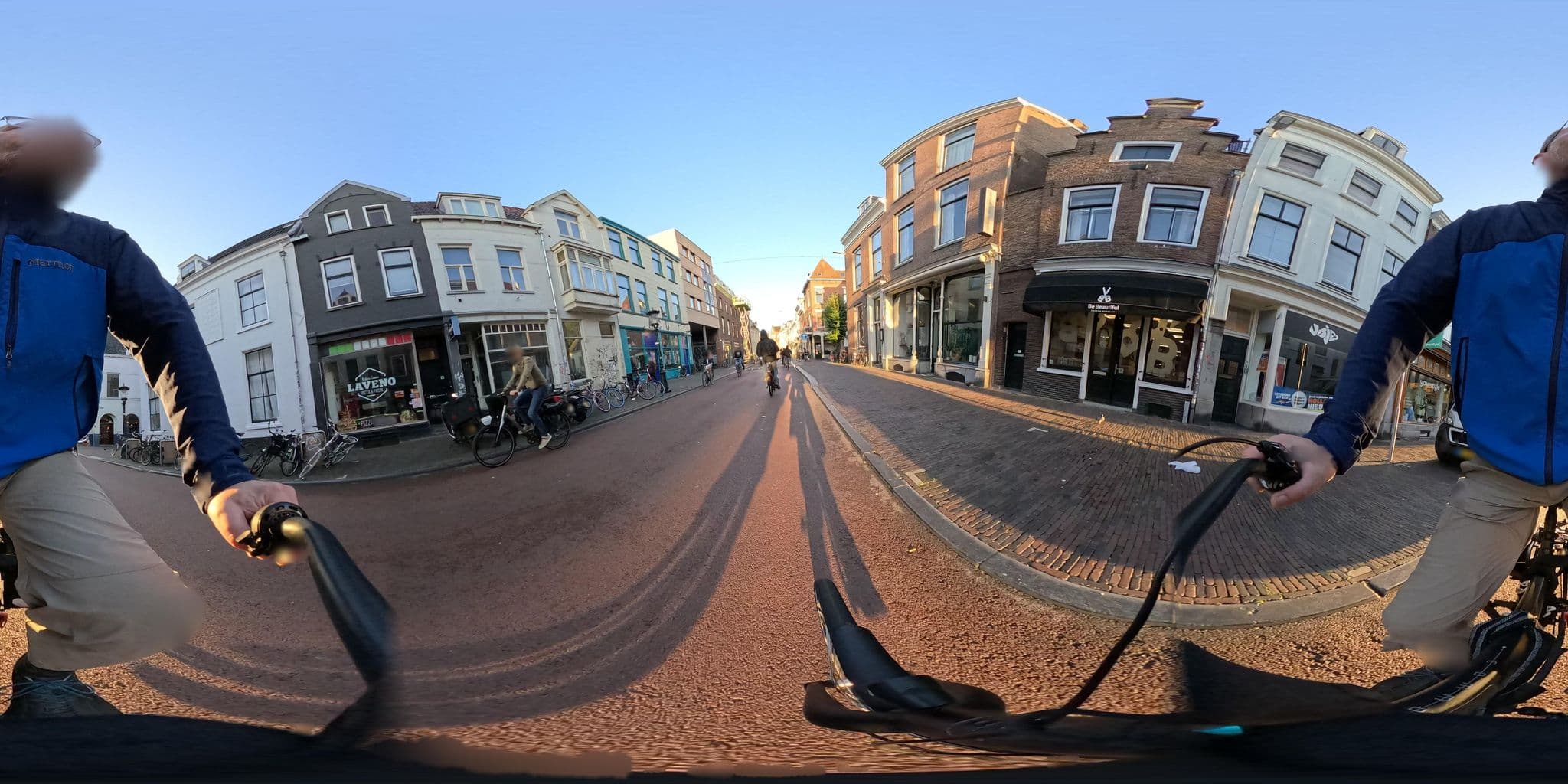Street view near Eye Hotel, Utrecht — © mprins (CC BY-SA · Mapillary)