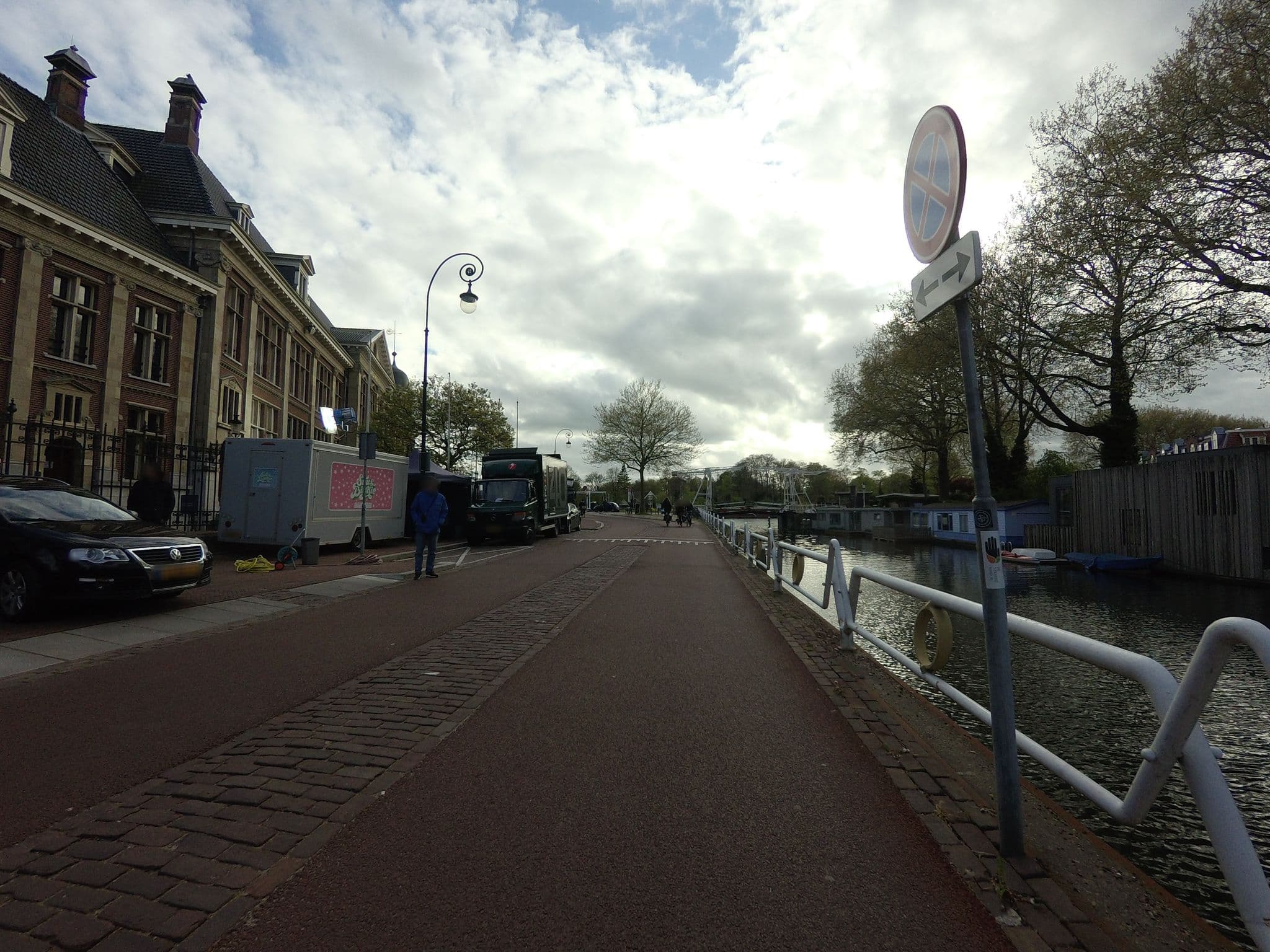 Street view near B&B De Klinkende Munt, Oog in Al — © ankeric (CC BY-SA · Mapillary)