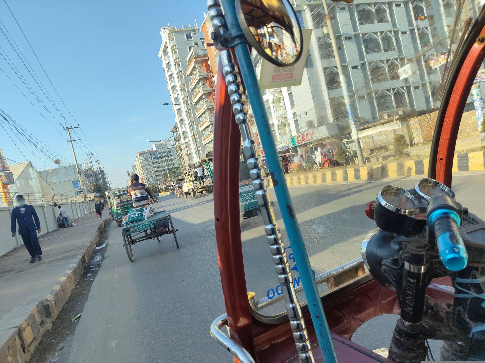 Street view near Ocean Valley, Cox’s Bāzār — © gourobroy (CC BY-SA · Mapillary)