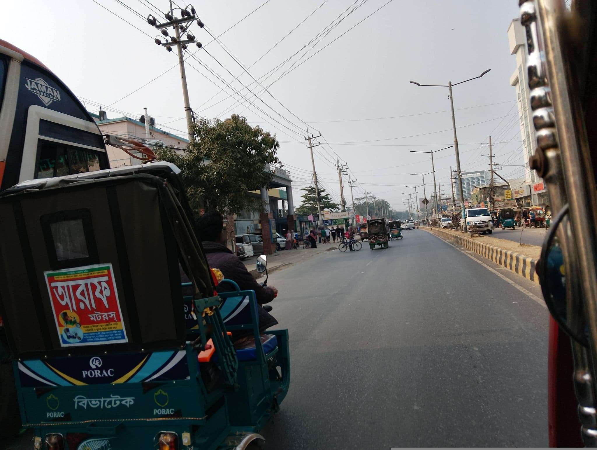 Street view near Albatross Resort, Cox’s Bāzār — © SamsulArafin (CC BY-SA · Mapillary)