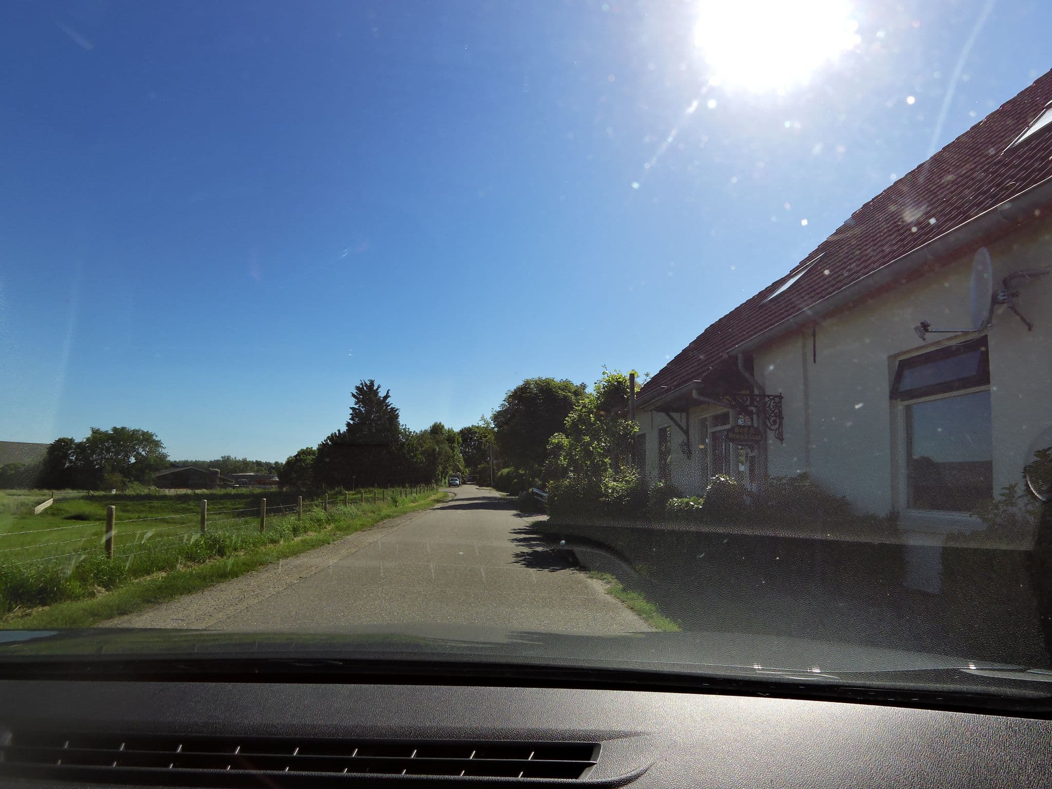 Street view near Logement Hellevoetsluis, Hellevoetsluis — © sander_h (CC BY-SA · Mapillary)