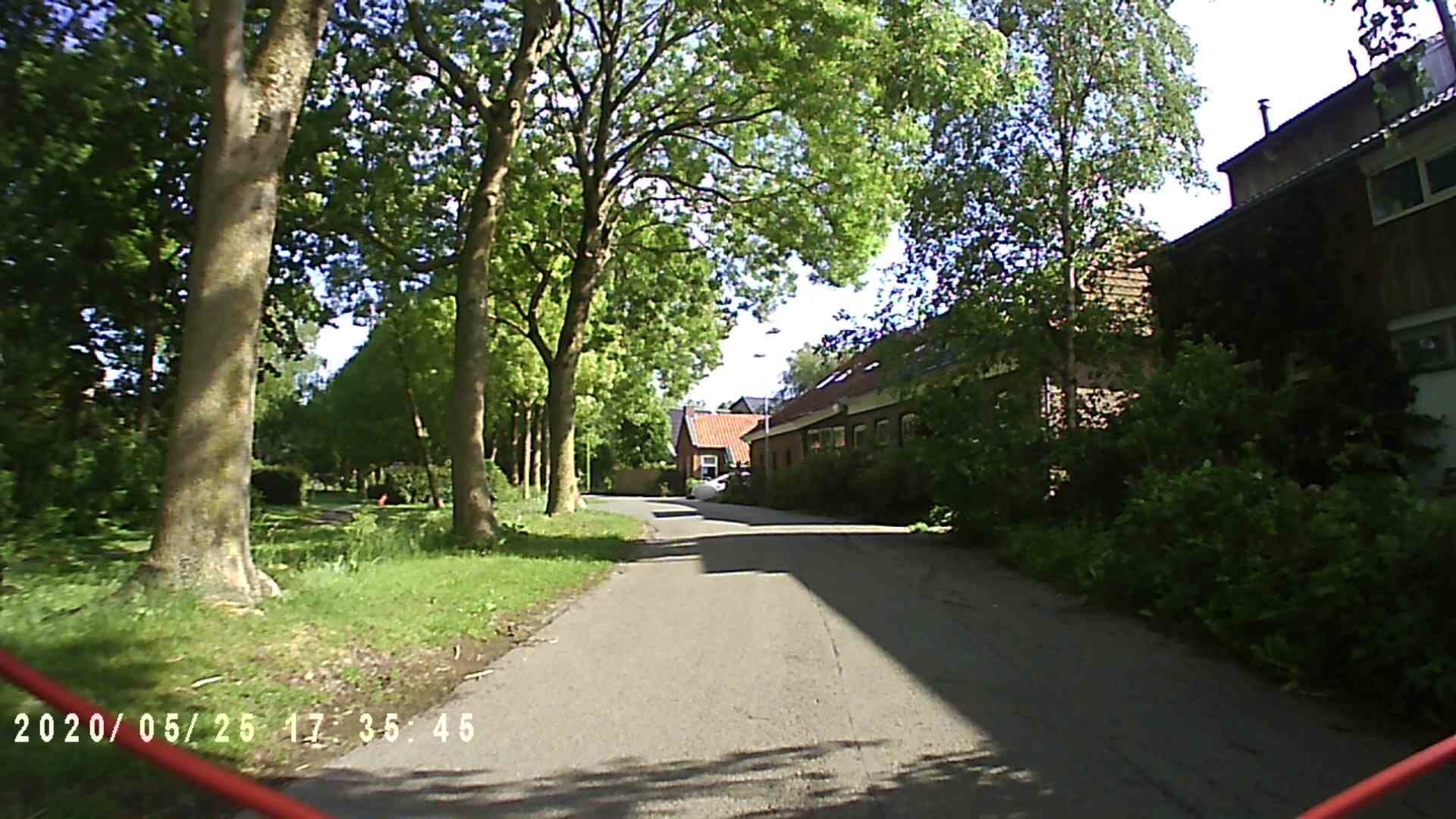 Street view near B&B Molenstreek, Korrewegwijk — © ezinge (CC BY-SA · Mapillary)