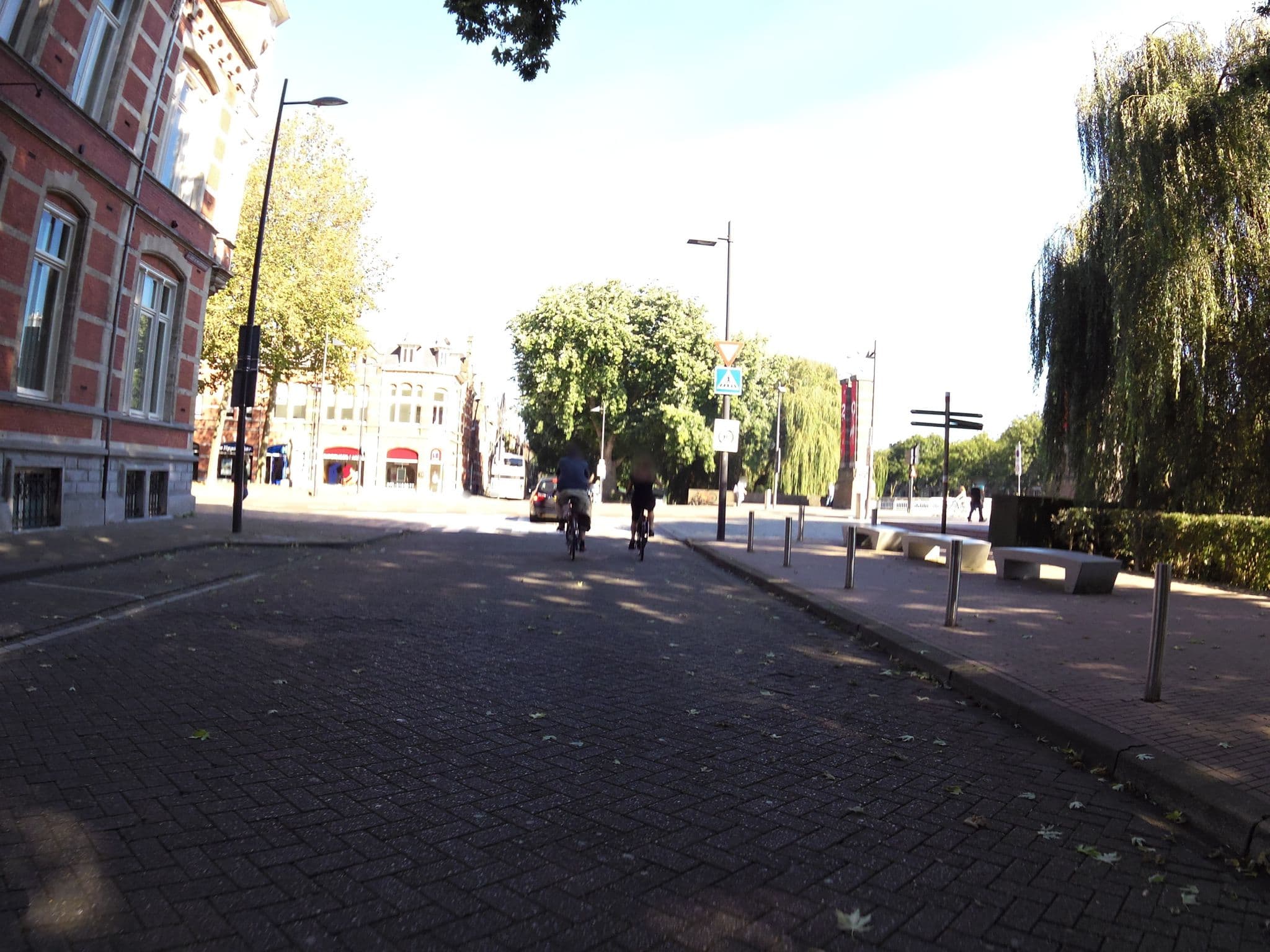 Street view near Bossche Suites, 's-Hertogenbosch — © marczoutendijk (CC BY-SA · Mapillary)