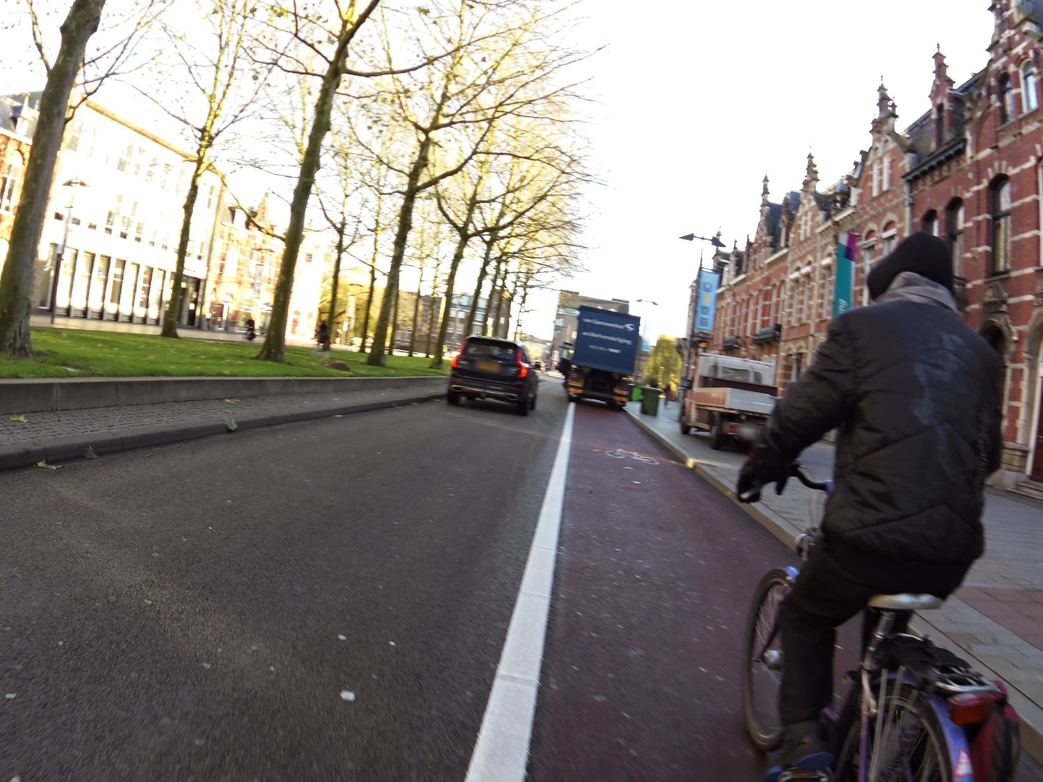 Street view near Hotel Julien, 's-Hertogenbosch — © marczoutendijk (CC BY-SA · Mapillary)