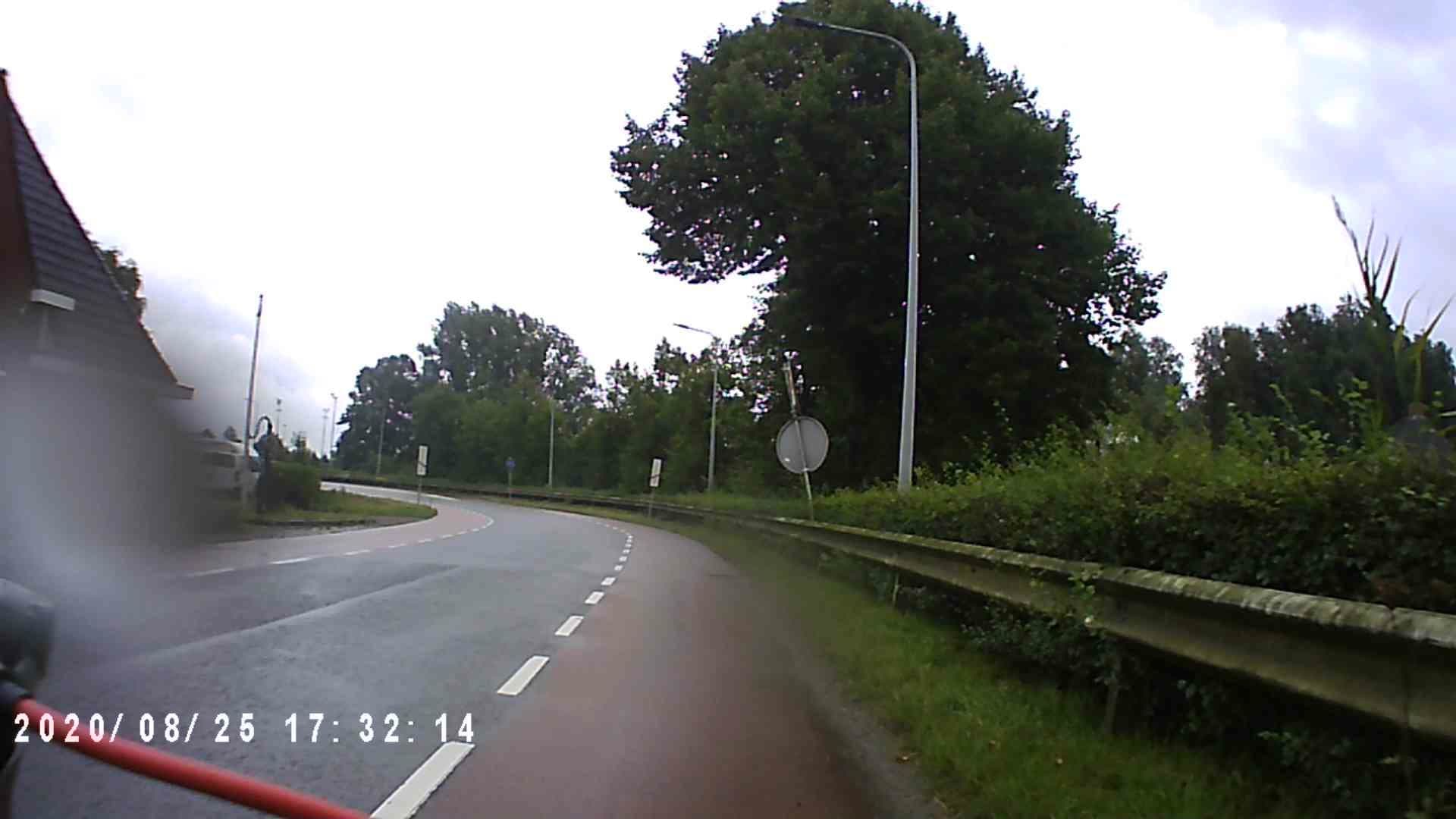 Street view near Bed & Breakfast Hoendiep, Hoogkerk — © ezinge (CC BY-SA · Mapillary)