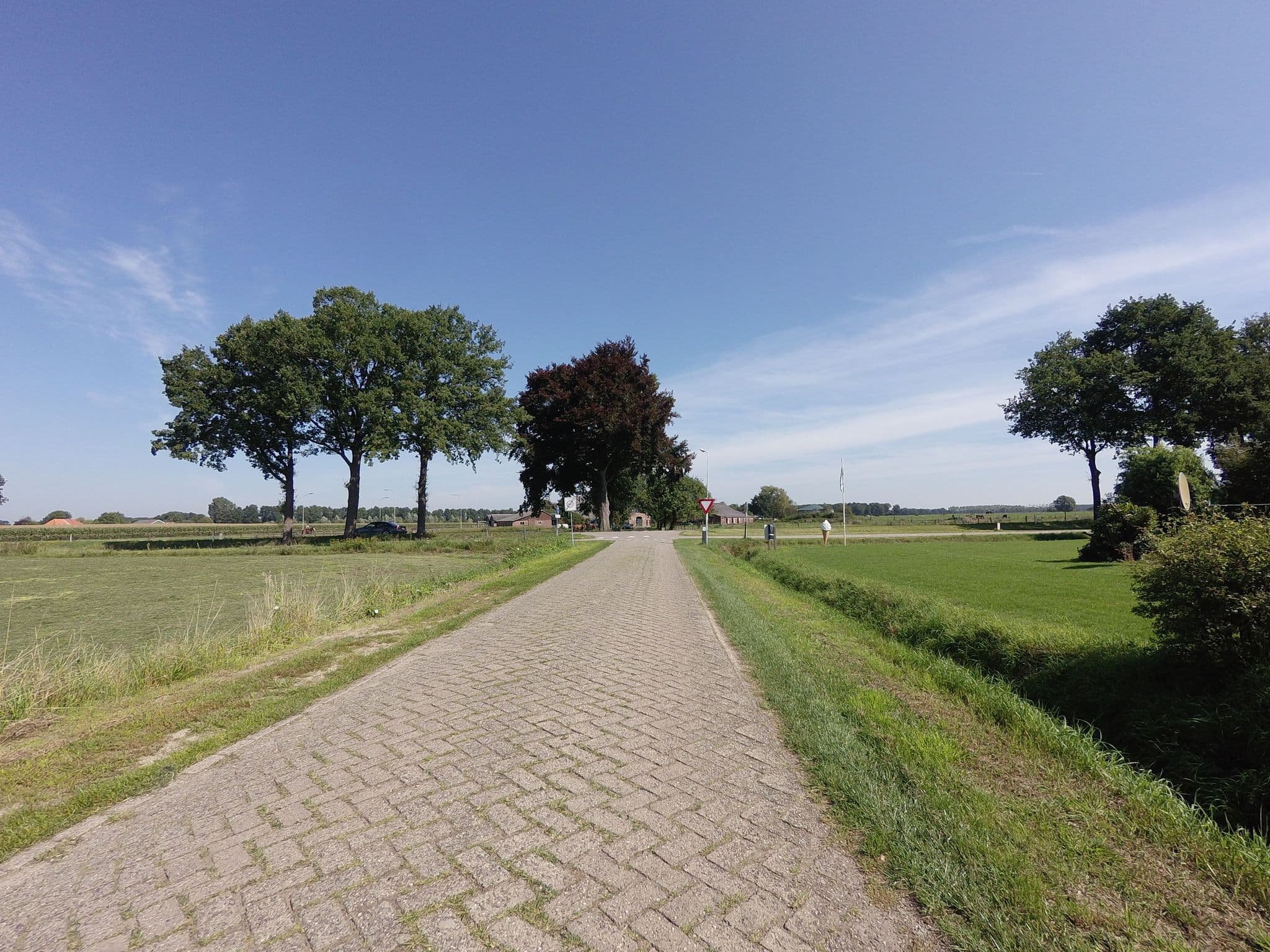 Street view near Camping Veldzicht, Neede — © ankeric (CC BY-SA · Mapillary)