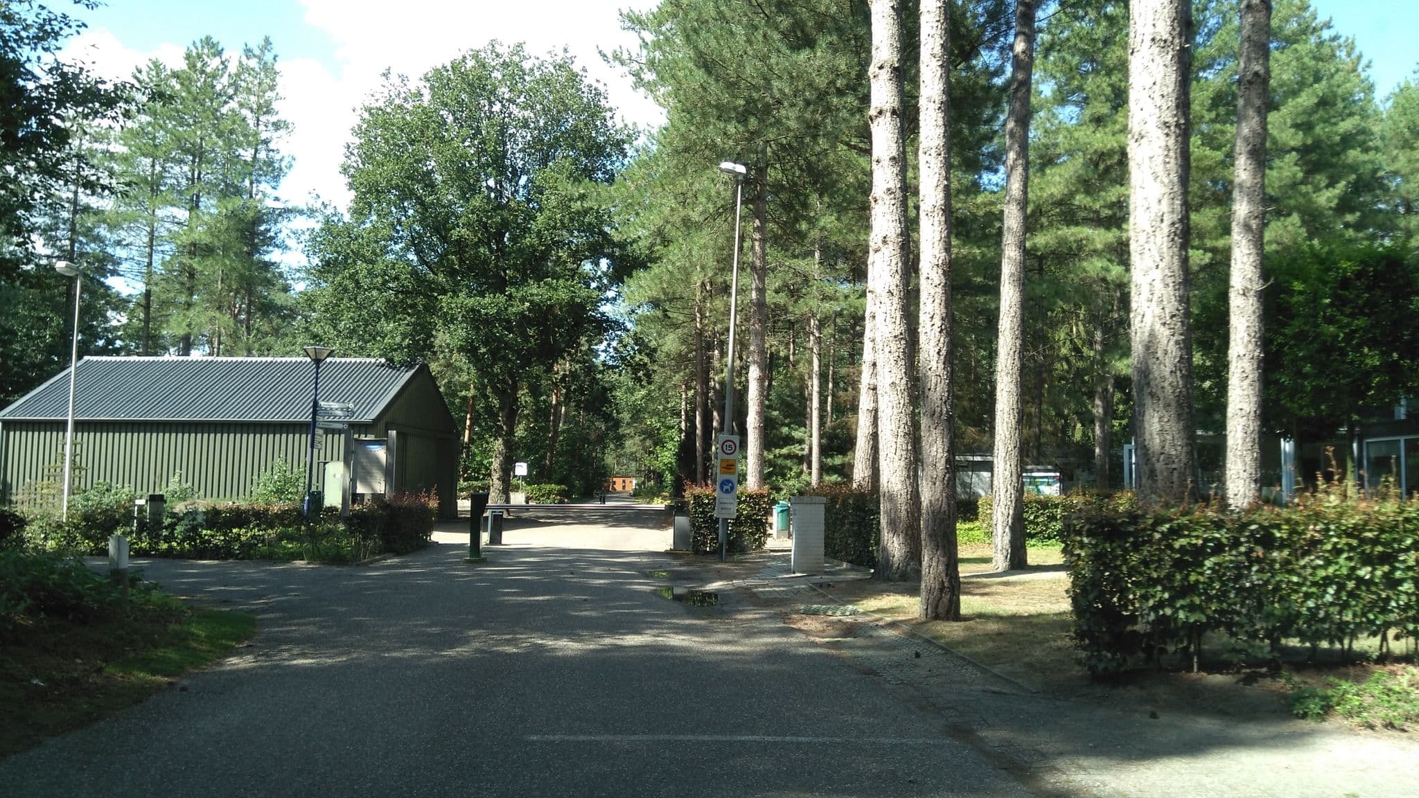 Street view near Recreatiepark 't Zand, Alphen — © mutant (CC BY-SA · Mapillary)