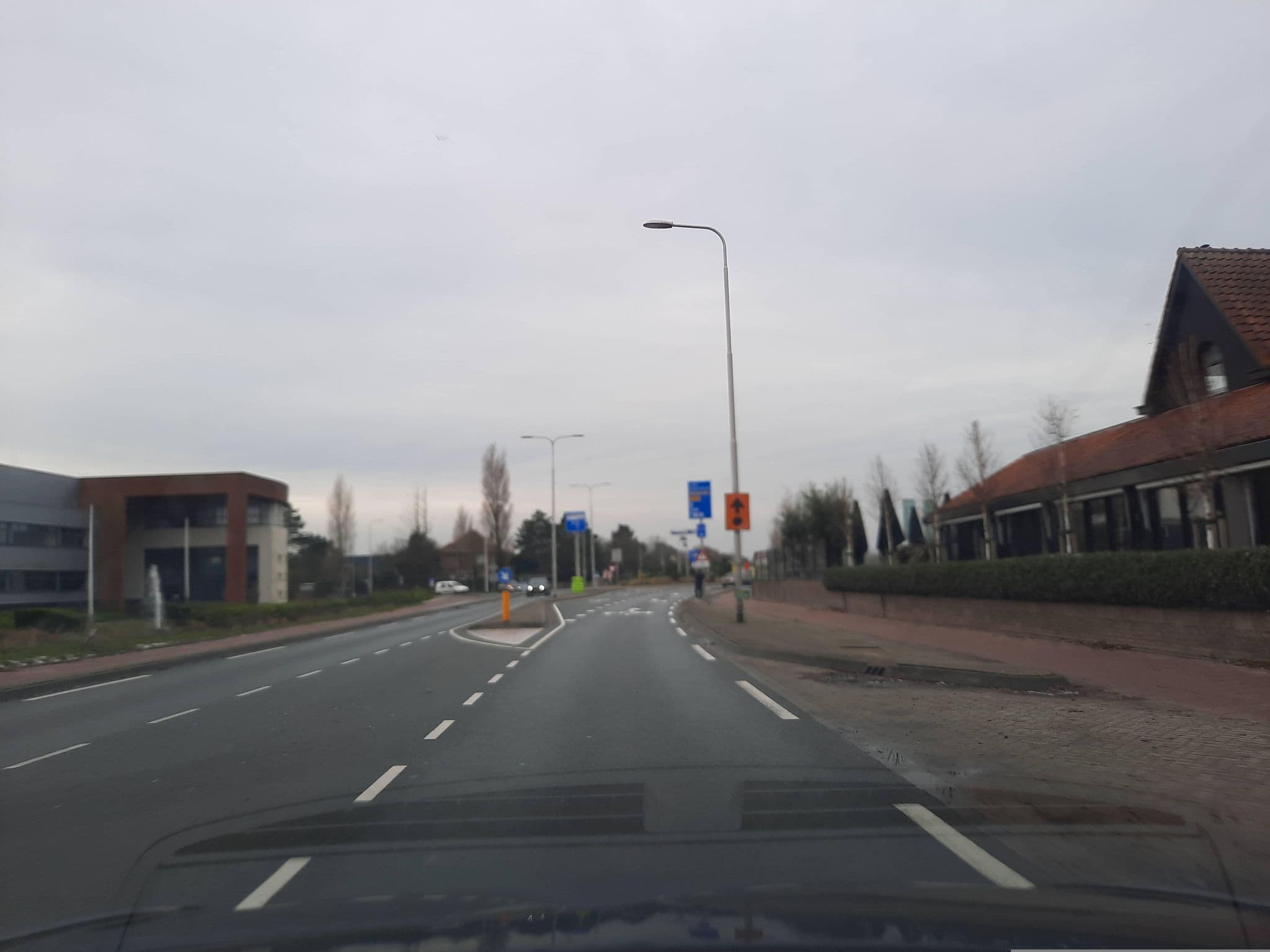 Street view near Hotel Lowietje, Lisse — © Lowiekse (CC BY-SA · Mapillary)