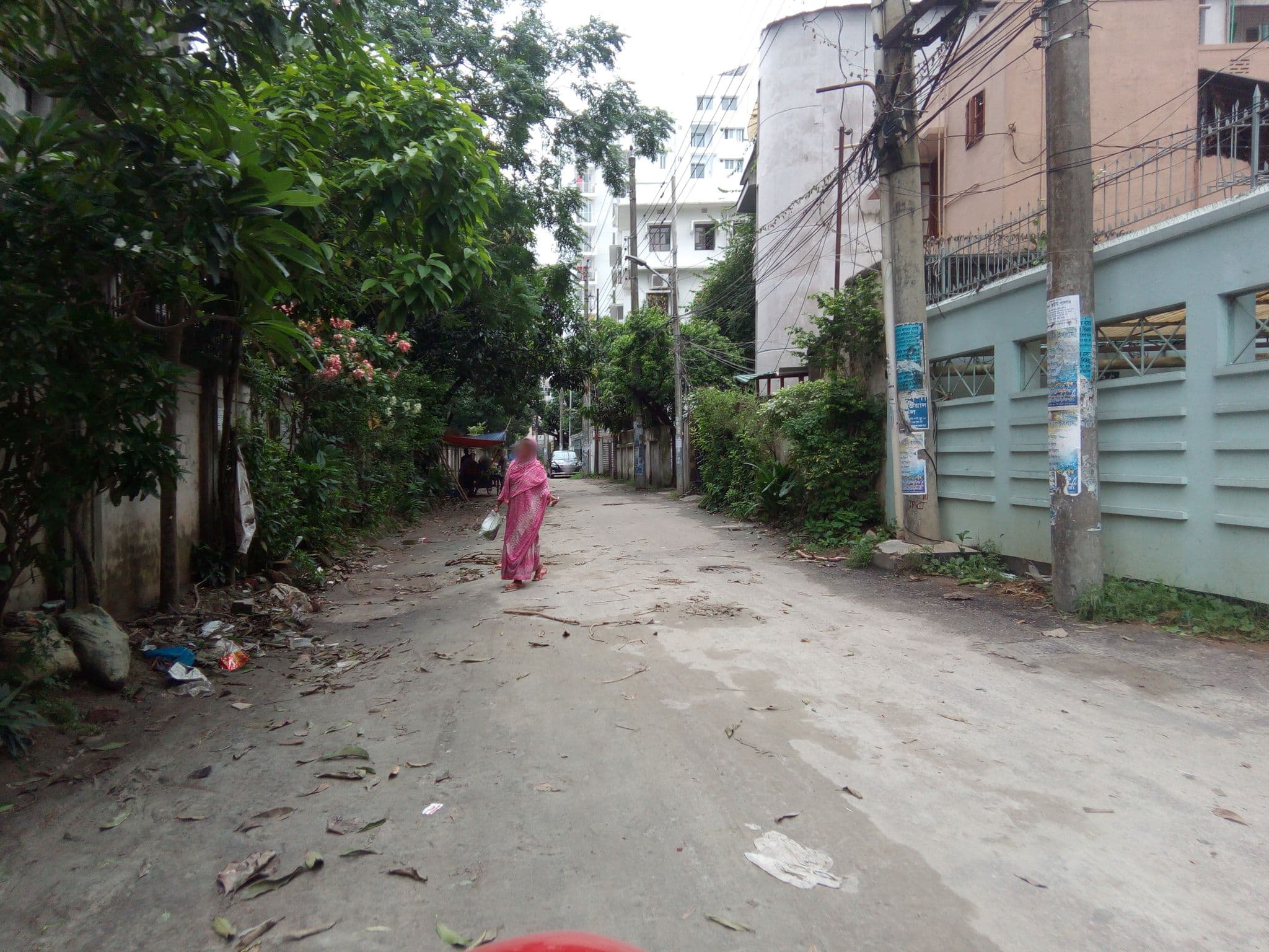 Street view near Shahid Buddhijibi Hostel, Dhanmondi — © mapdhaka (CC BY-SA · Mapillary)