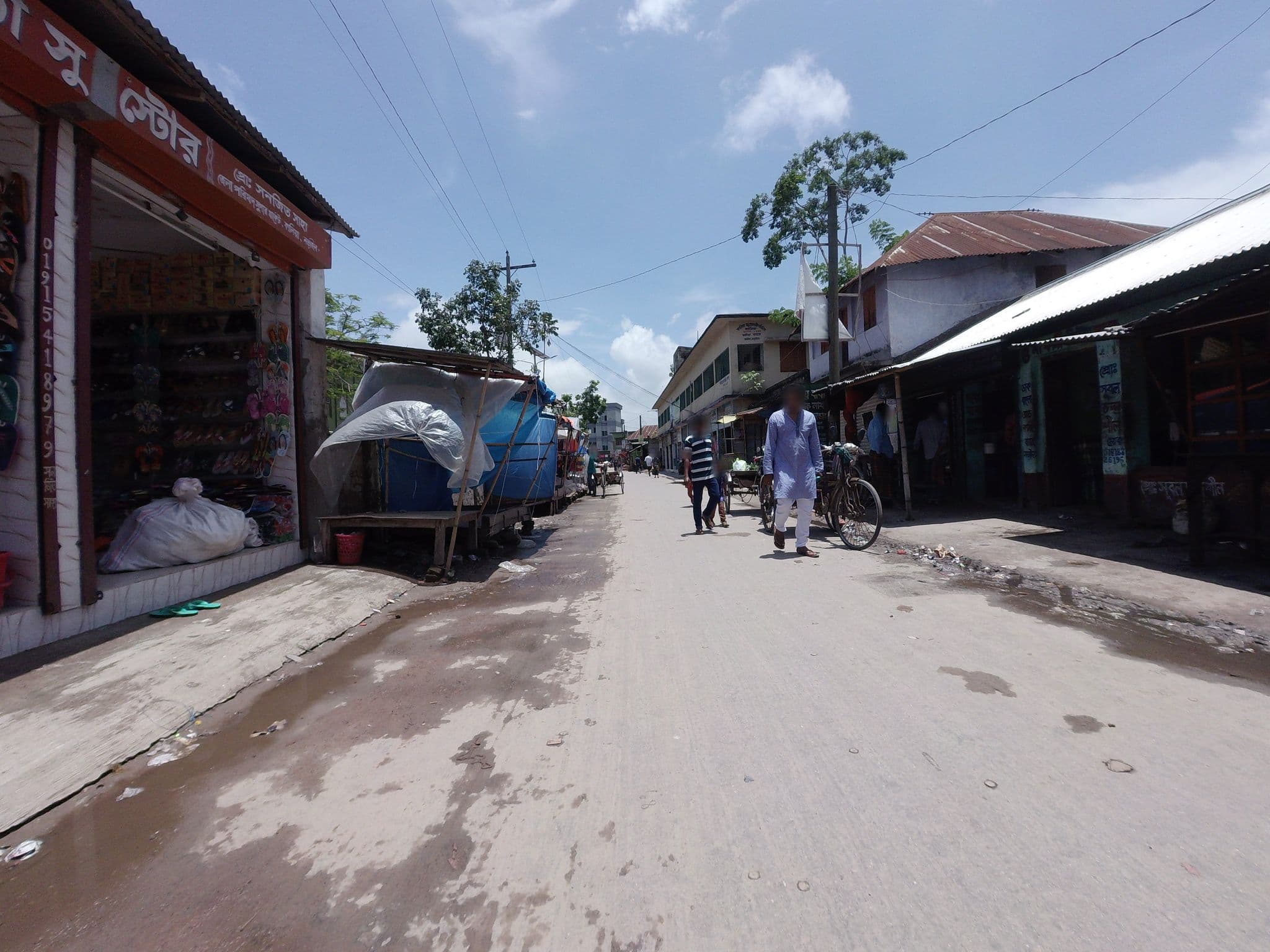 Street view near Upazilla Guest House, Kālia — © sawanshariar (CC BY-SA · Mapillary)