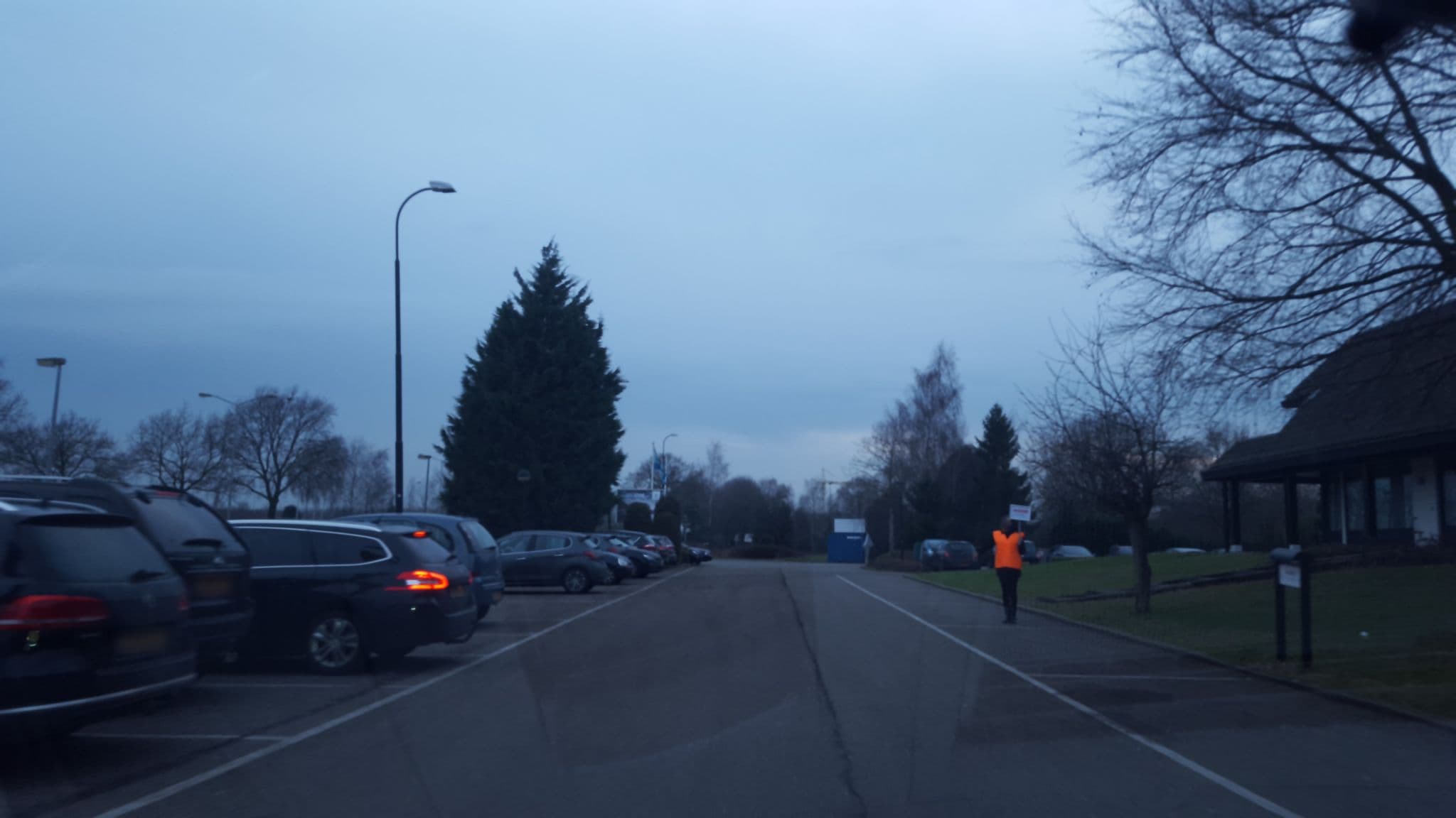 Street view near Van der Valk Hotel Nuland - 's-Hertogenbosch, Nuland — © ghyze (CC BY-SA · Mapillary)