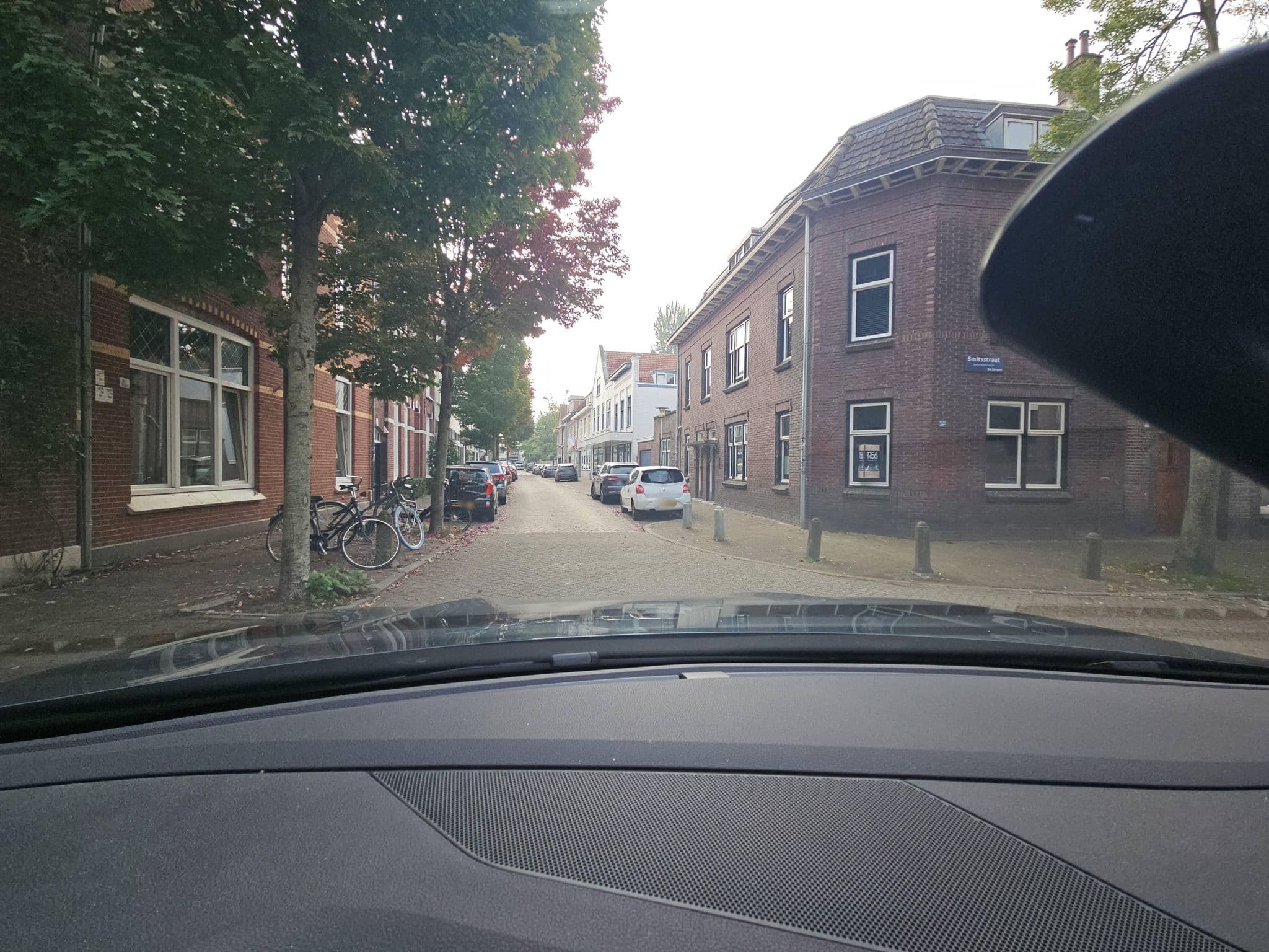 Street view near Smitsstraat B&B, Eindhoven — © toho (CC BY-SA · Mapillary)