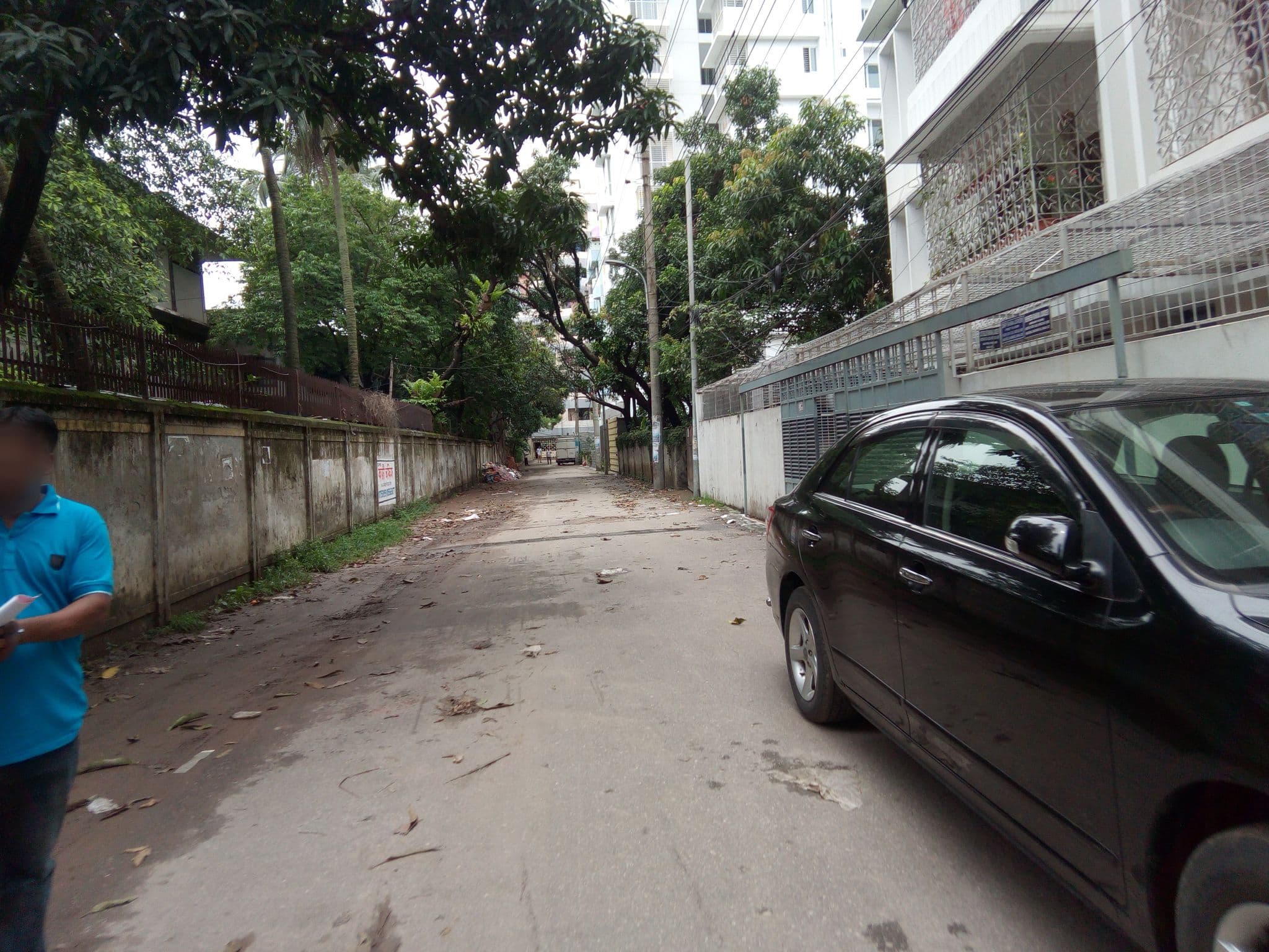 Street view near Shahid Janani hostel, Dhanmondi — © mapdhaka (CC BY-SA · Mapillary)