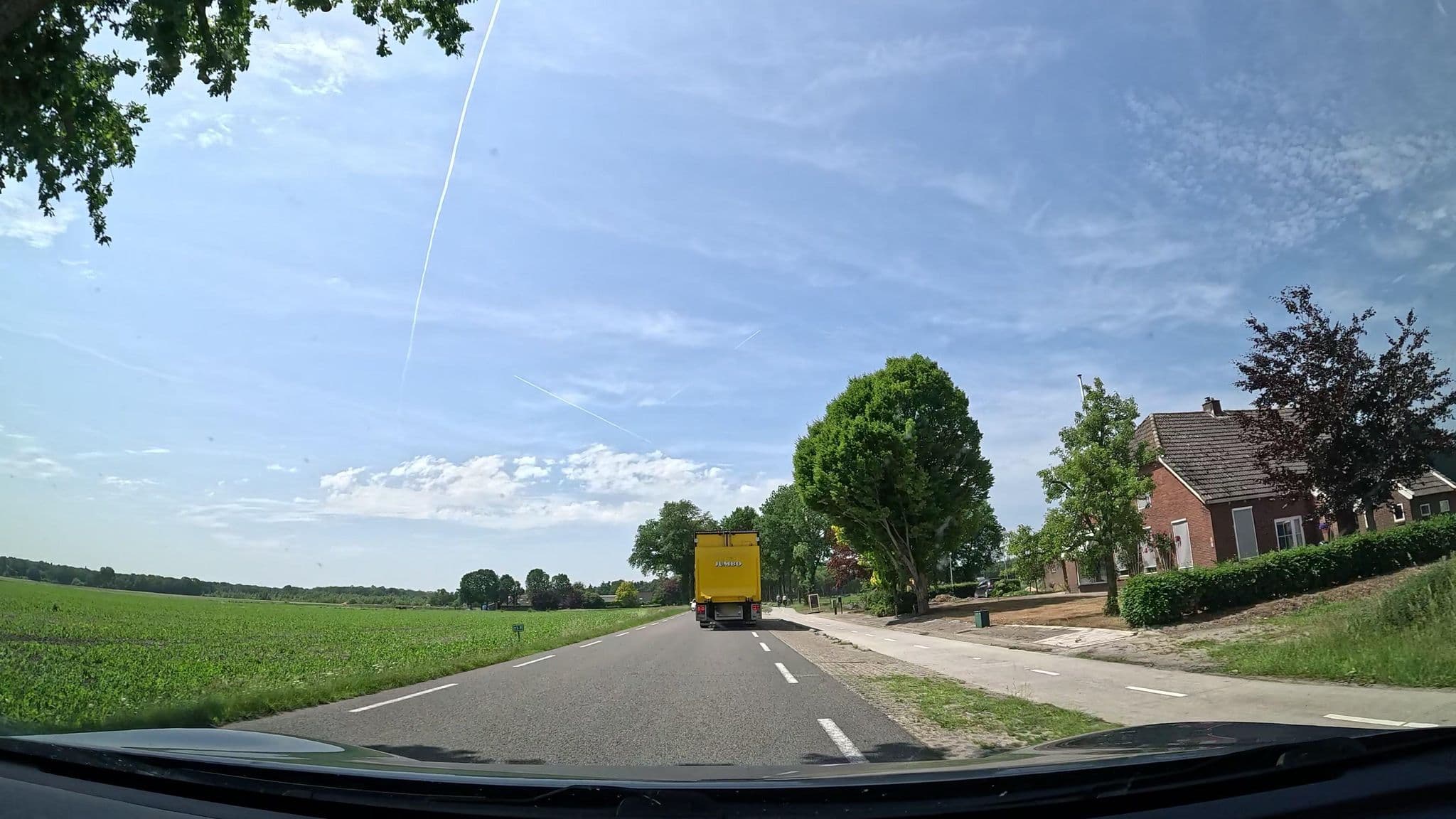 Street view near Pension De Hofstede, Borger — © thewizard (CC BY-SA · Mapillary)