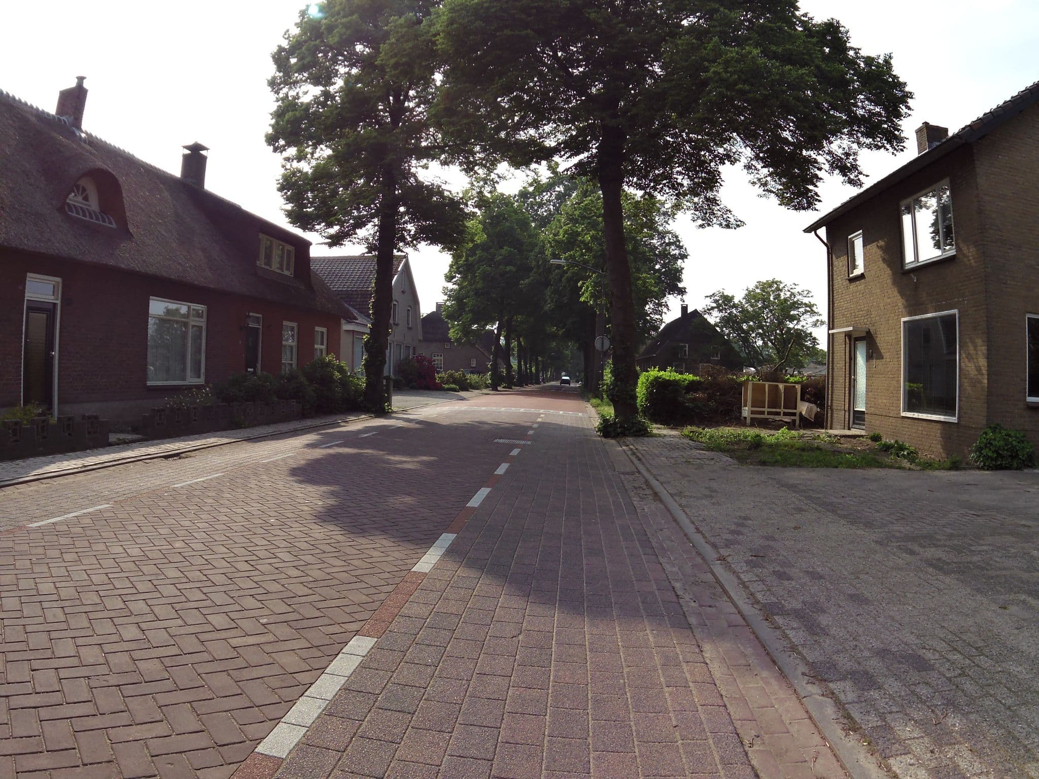 Street view near De Cromvoirtse Bed en Breakfast, Helvoirt — © marczoutendijk (CC BY-SA · Mapillary)