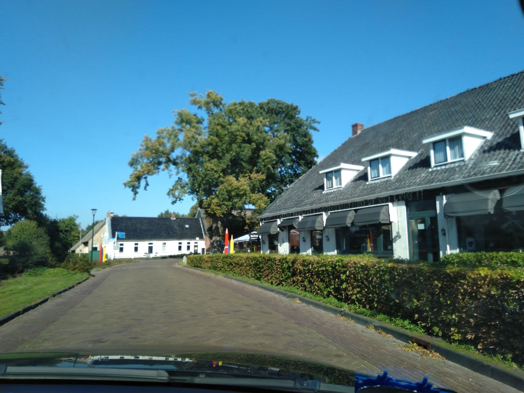 Street view near De Koningsherberg, Annen — © robinvdlinde (CC BY-SA · Mapillary)