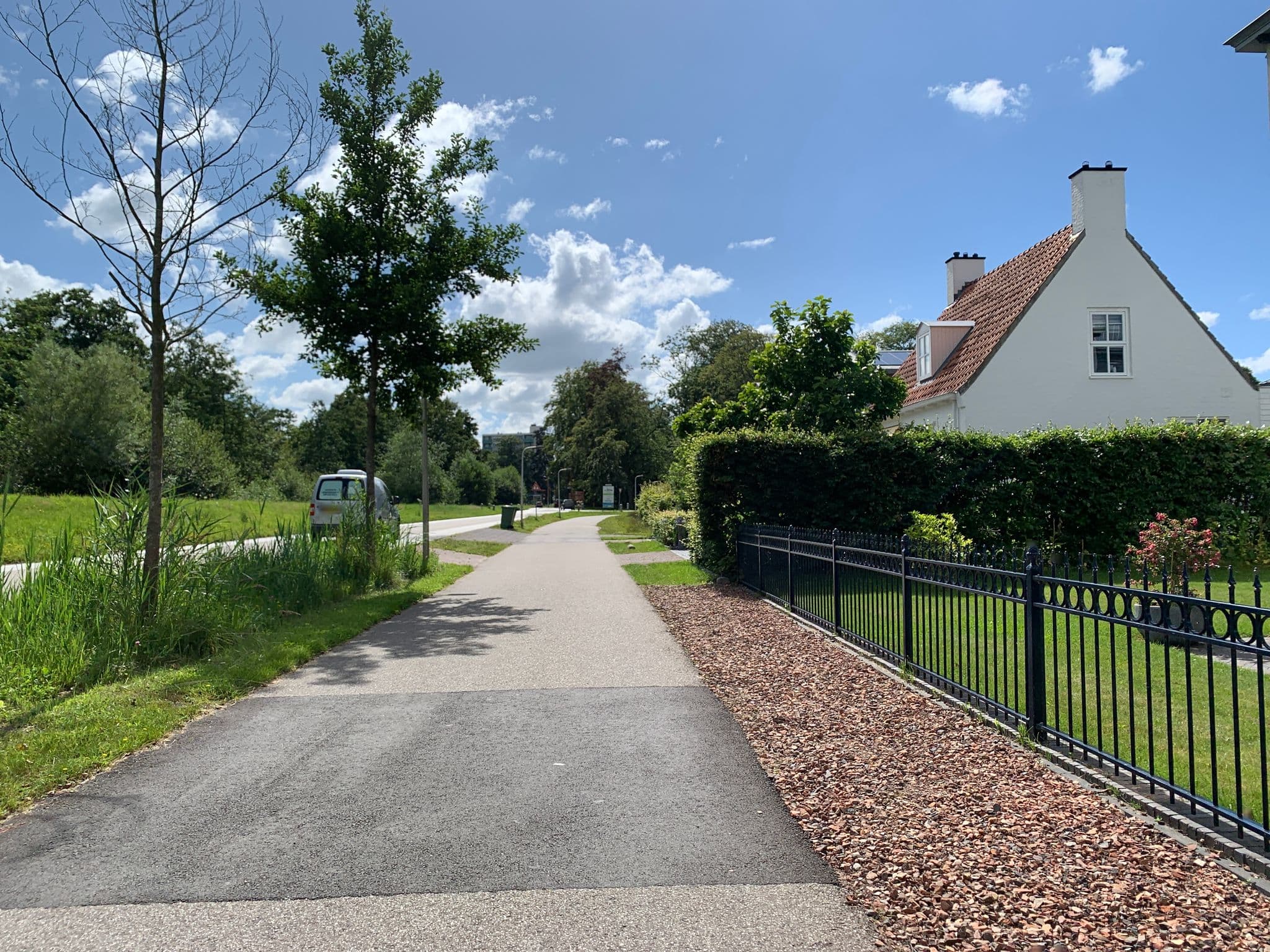 Street view near B&B Lisa, Paterswolde — © pLyMiEwGpWDLryMacQzo (CC BY-SA · Mapillary)