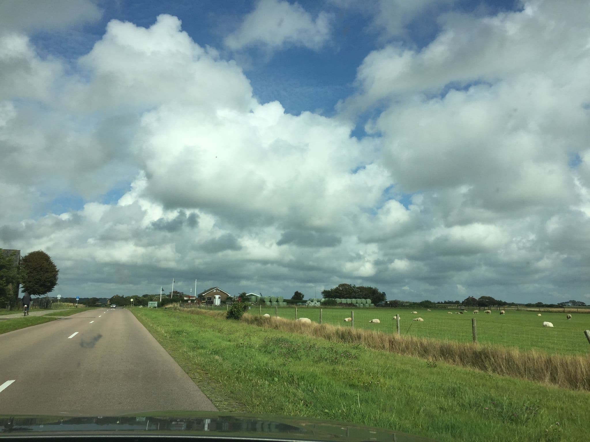 Street view near B&B Hoeve Weltevreden, Den Burg — © elmar (CC BY-SA · Mapillary)