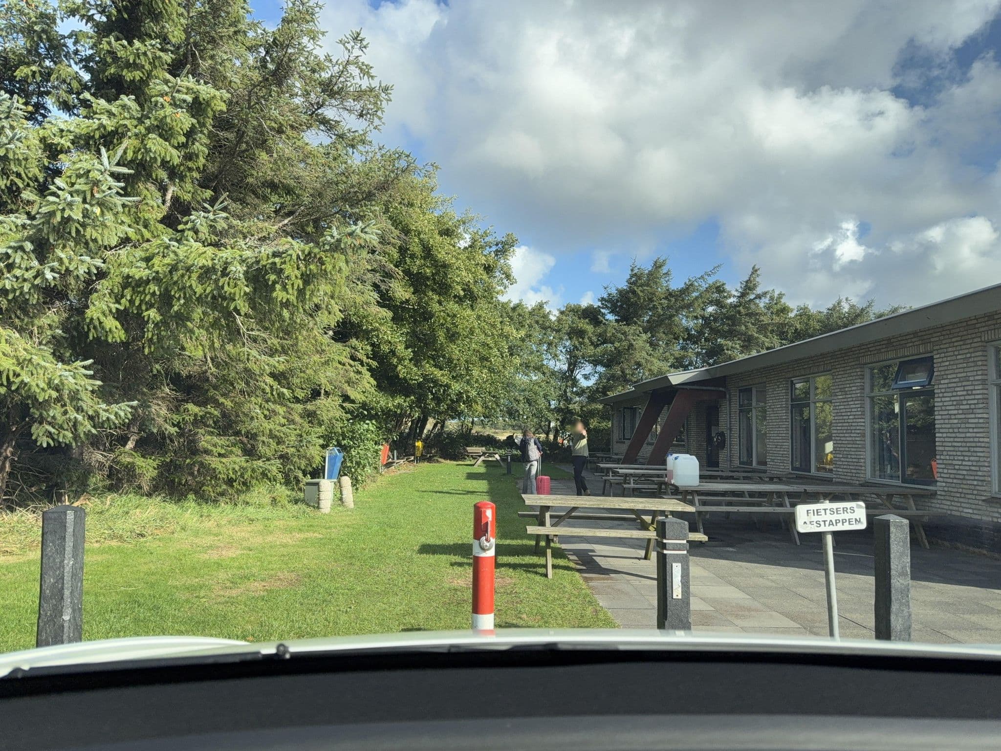 Street view near De Zilvermeeuw, De Koog — © ottor (CC BY-SA · Mapillary)