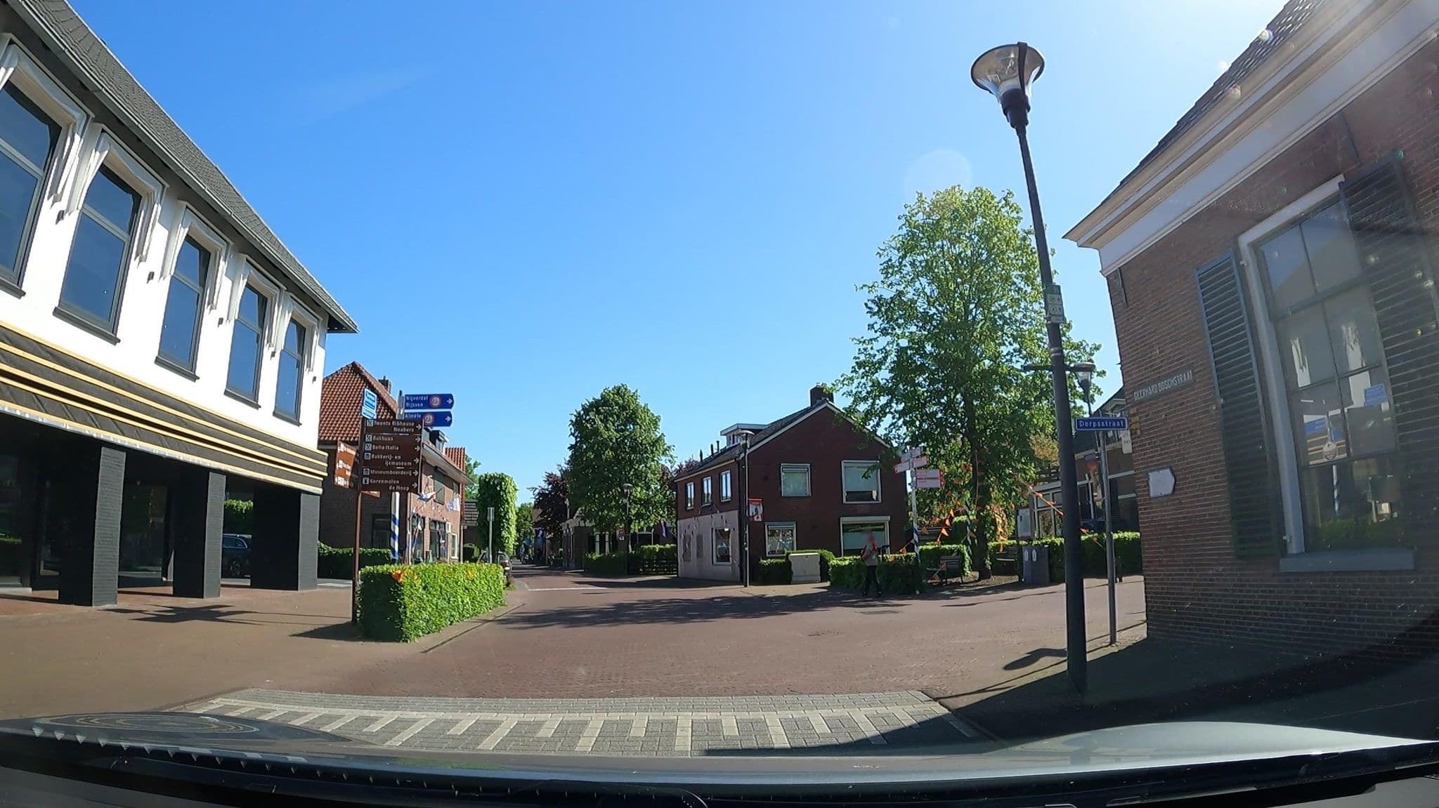 Street view near In de Dorpsstraat, Nijverdal — © thewizard (CC BY-SA · Mapillary)
