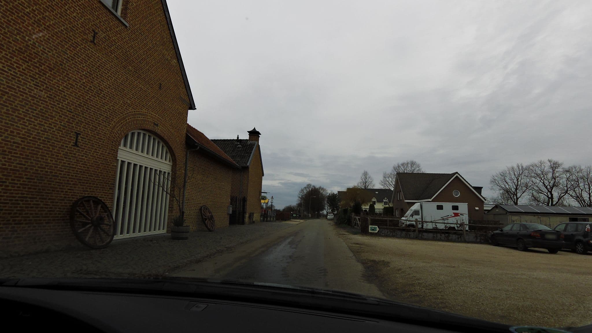 Street view near Auberge De Smockelaer, Mechelen — © madel (CC BY-SA · Mapillary)