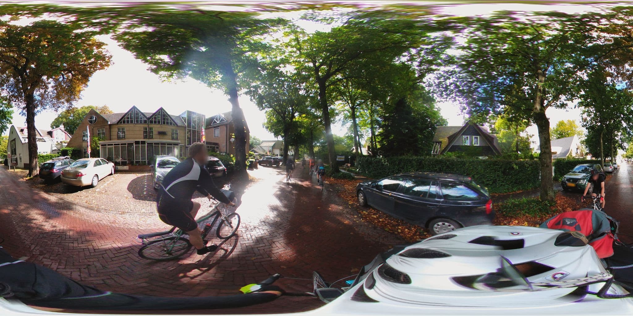 Street view near Hotel-Restaurant Het Witte Huis, Bergen — © peewee32 (CC BY-SA · Mapillary)