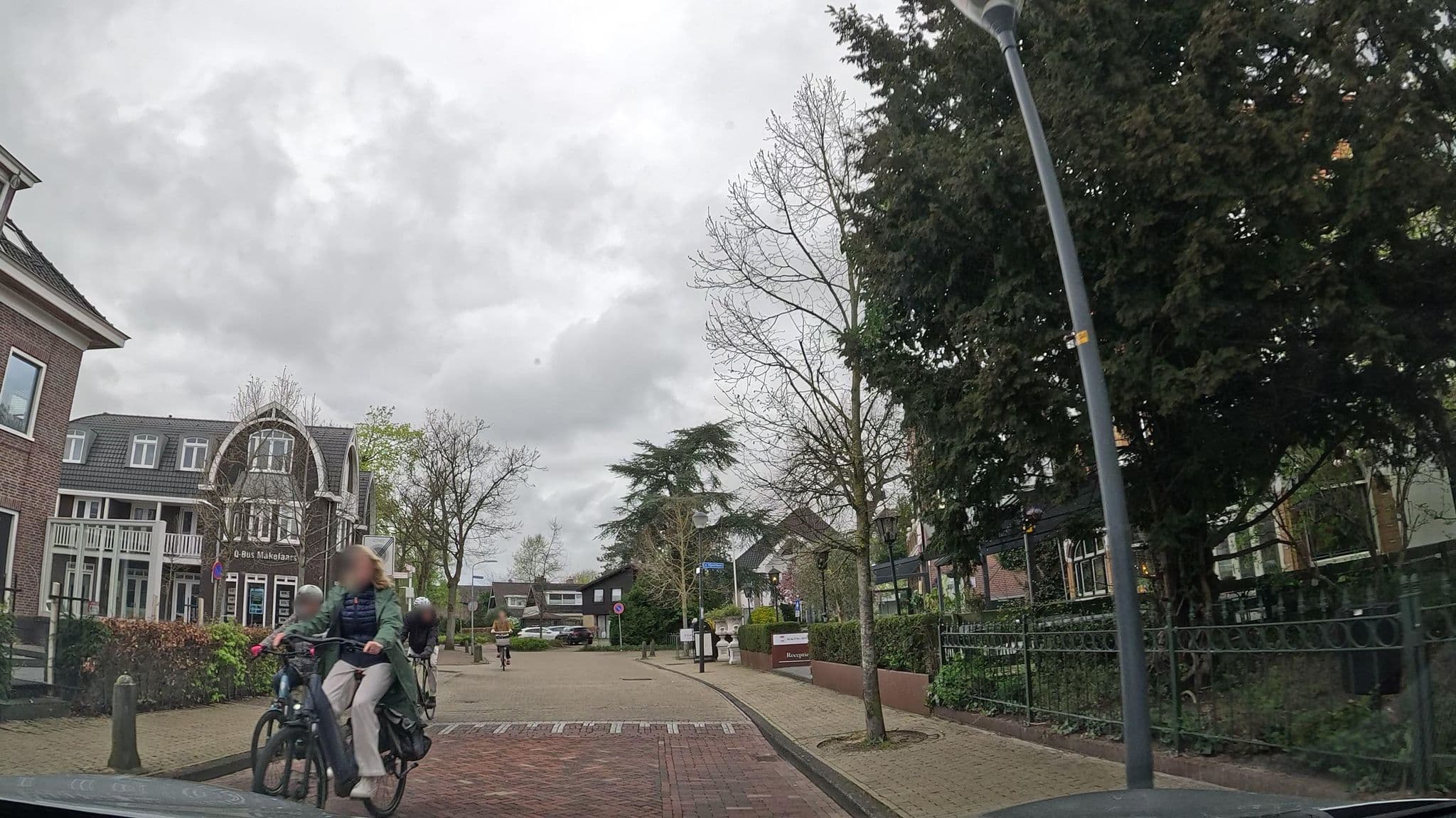 Street view near Hotel Breeburg, Bergen — © thewizard (CC BY-SA · Mapillary)