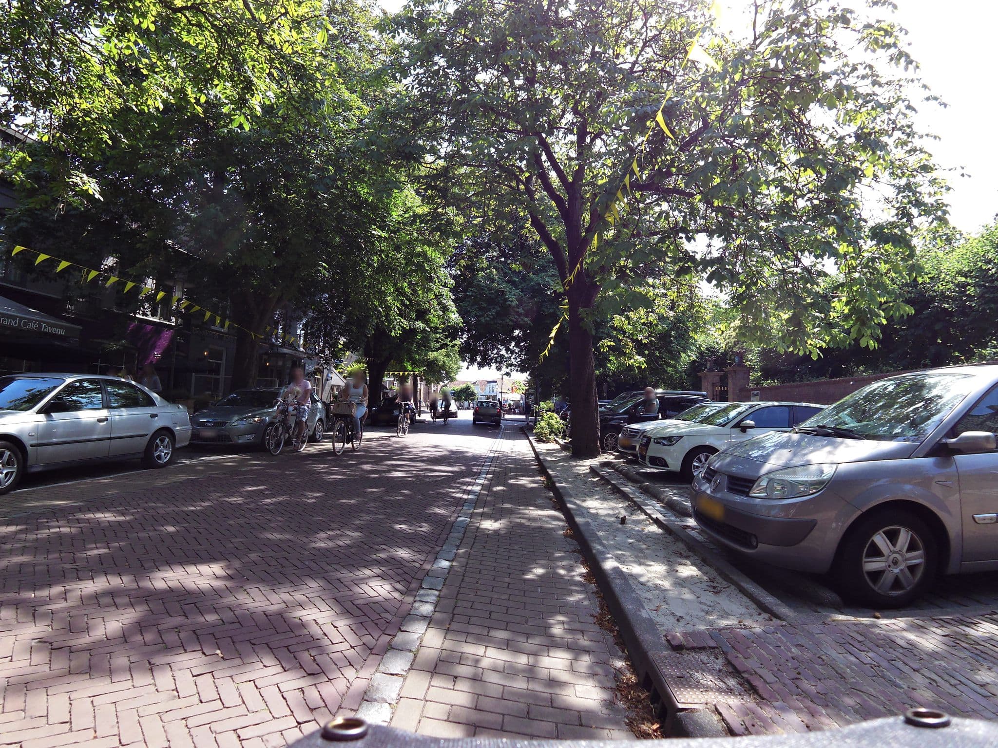 Street view near Hotel-Restaurant Bom, Haamstede — © sander_h (CC BY-SA · Mapillary)