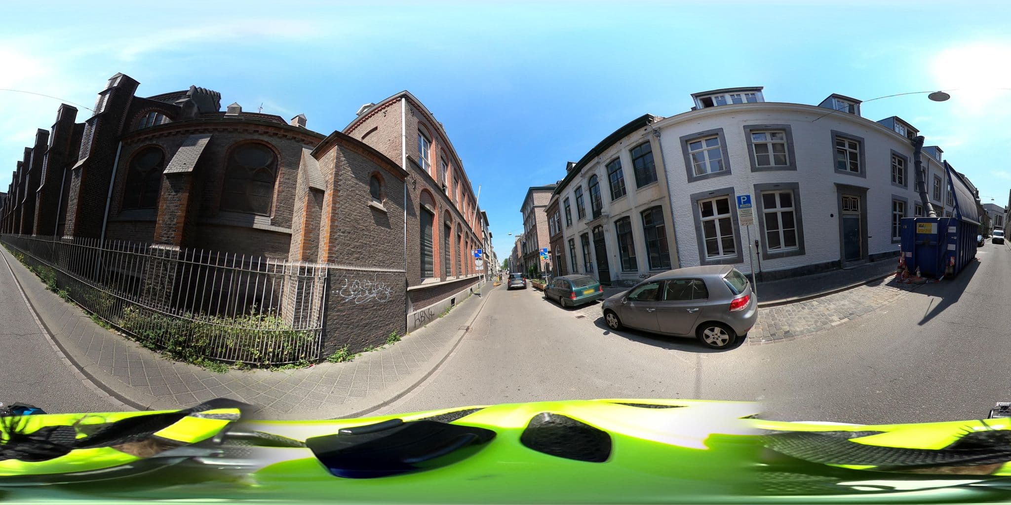 Street view near Cousins Boutique Hotel, Maastricht — © joostjakob (CC BY-SA · Mapillary)