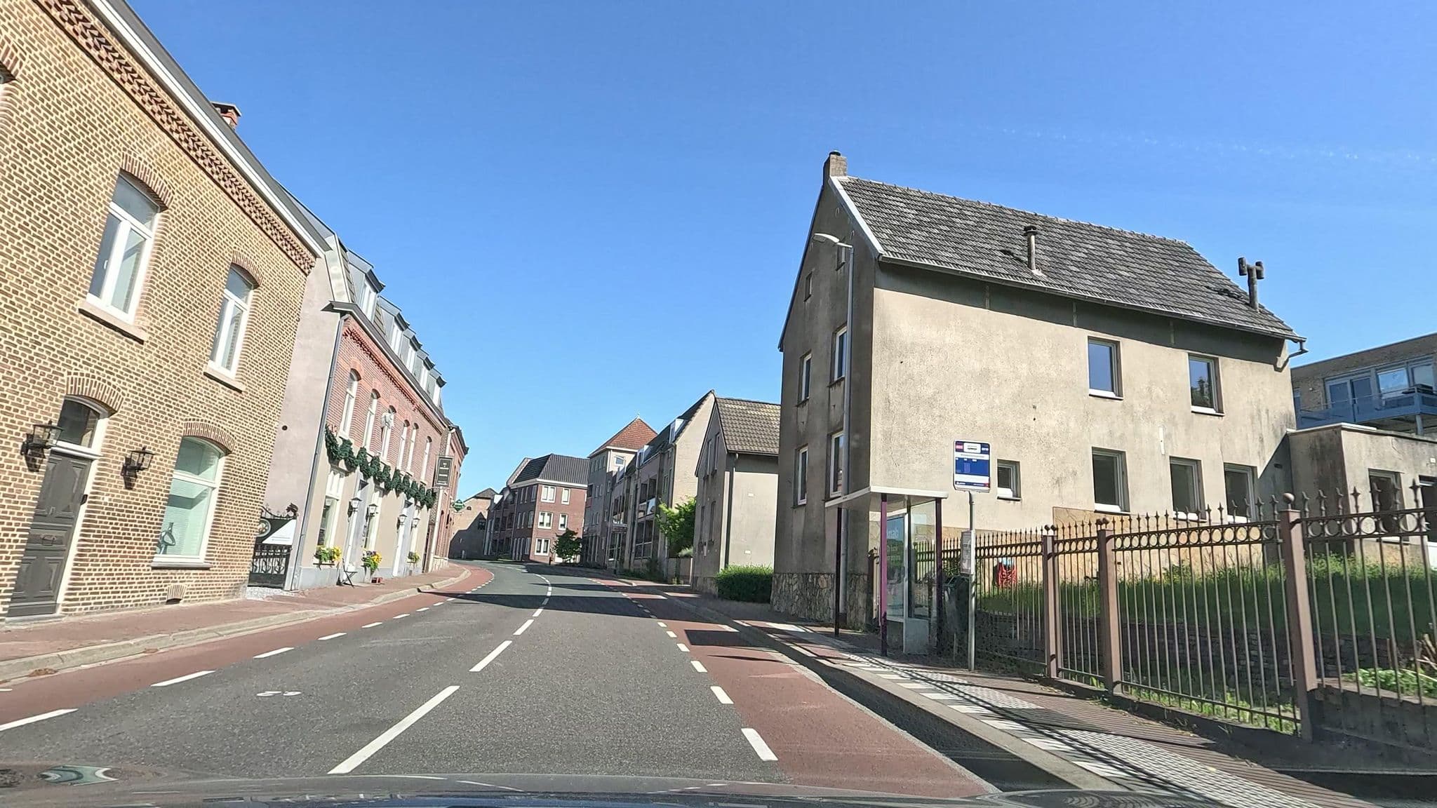 Street view near B&B Villare, Wijlre — © thewizard (CC BY-SA · Mapillary)