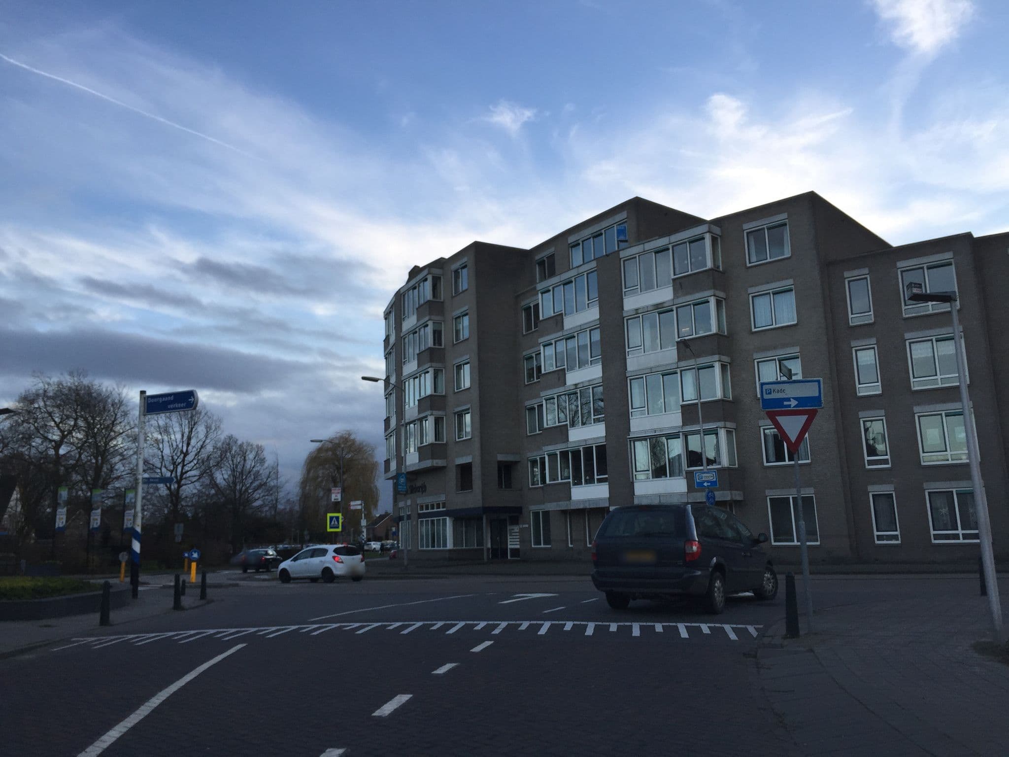 Street view near Hotel-Brasserie de Kaai, Steenbergen — © it_s_so_funny (CC BY-SA · Mapillary)