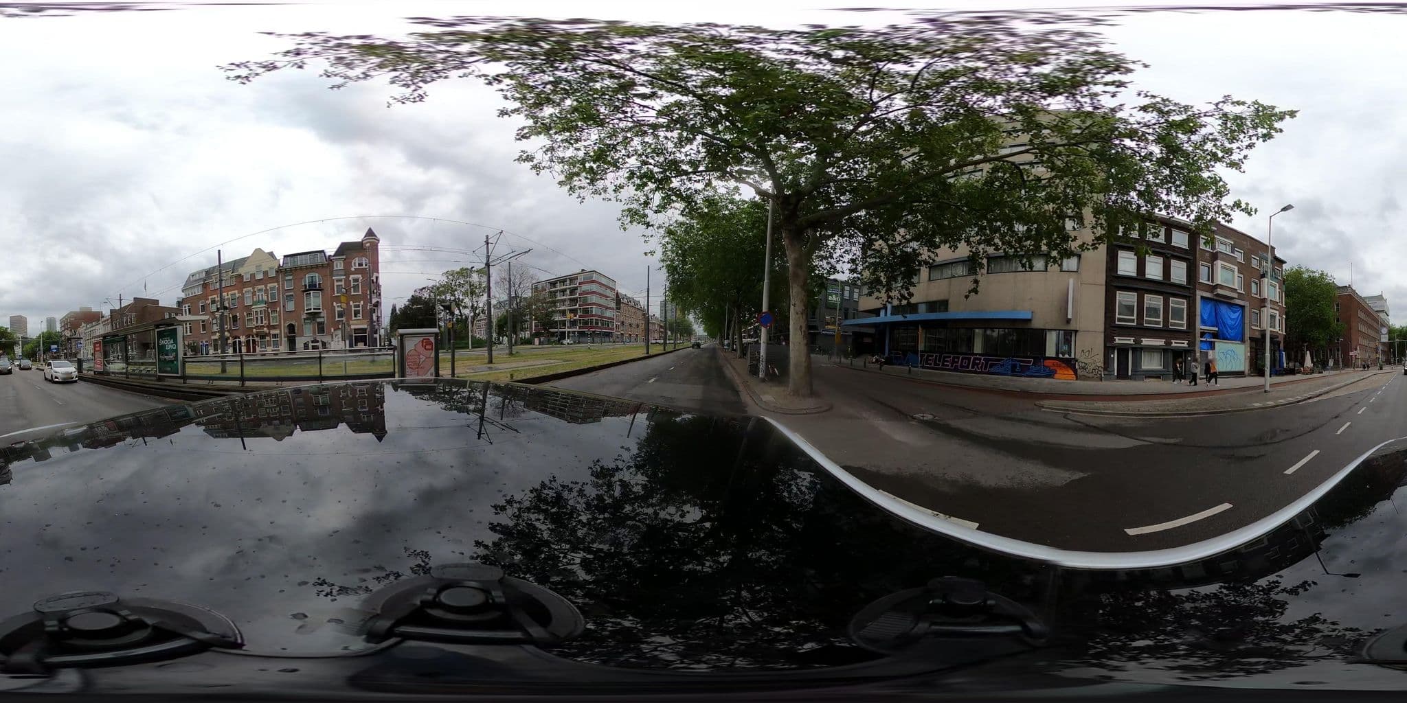 Street view near a&o Rotterdam City, Rotterdam — © tumblecow (CC BY-SA · Mapillary)