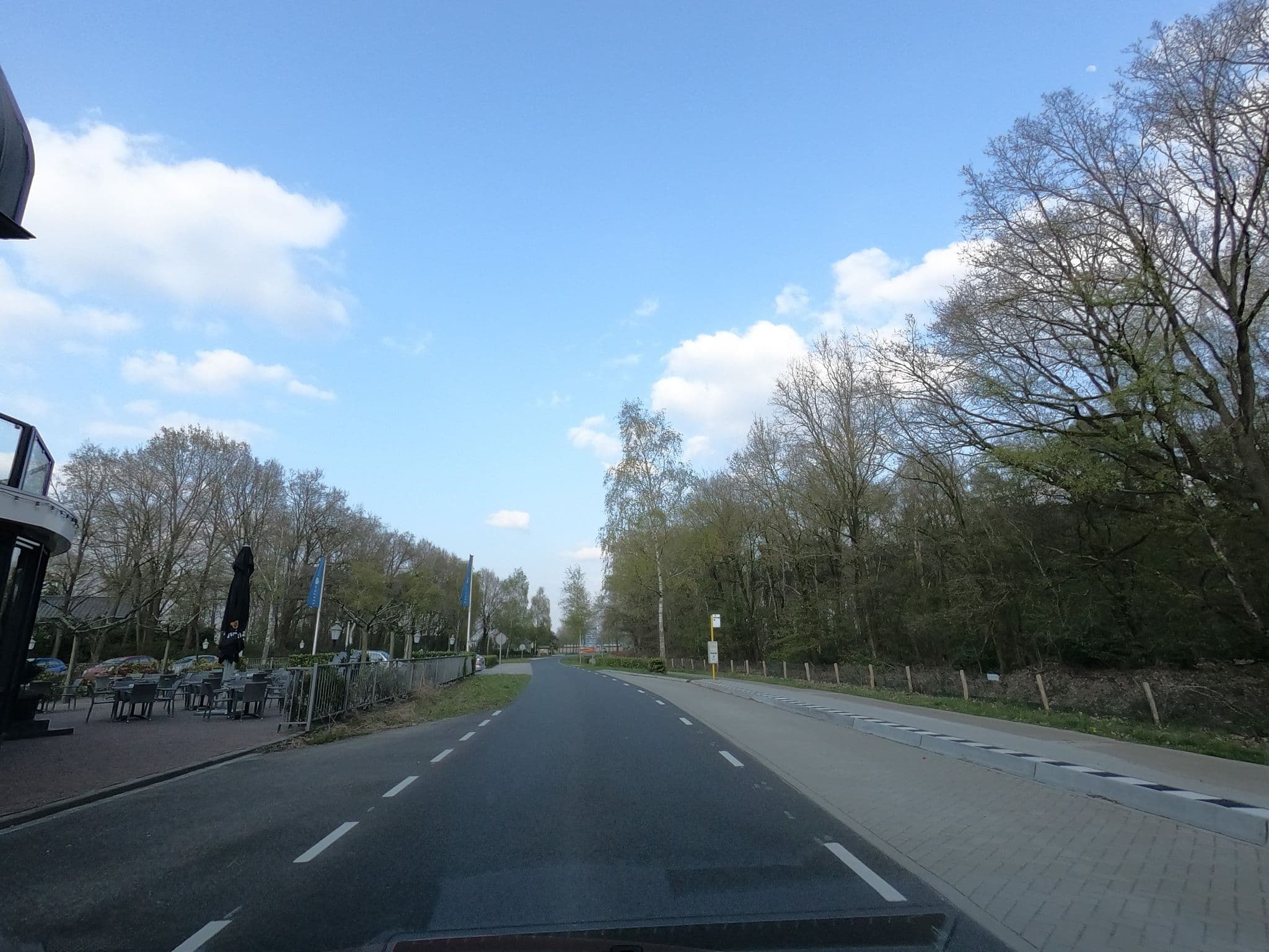 Street view near Hotel-Restaurant De Kempen, Reusel — © filipc (CC BY-SA · Mapillary)