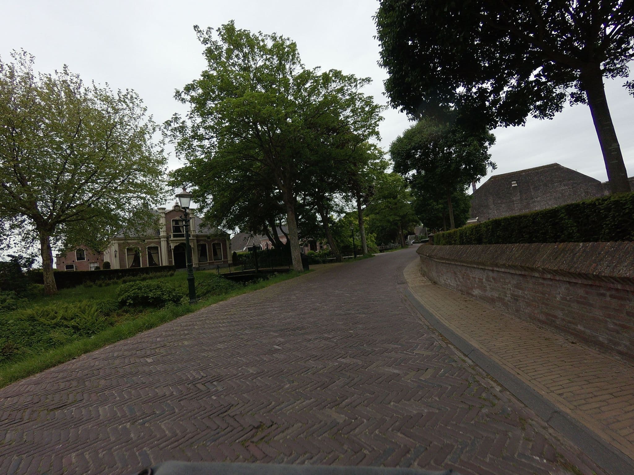 Street view near Hemels, Twisk — © ankeric (CC BY-SA · Mapillary)